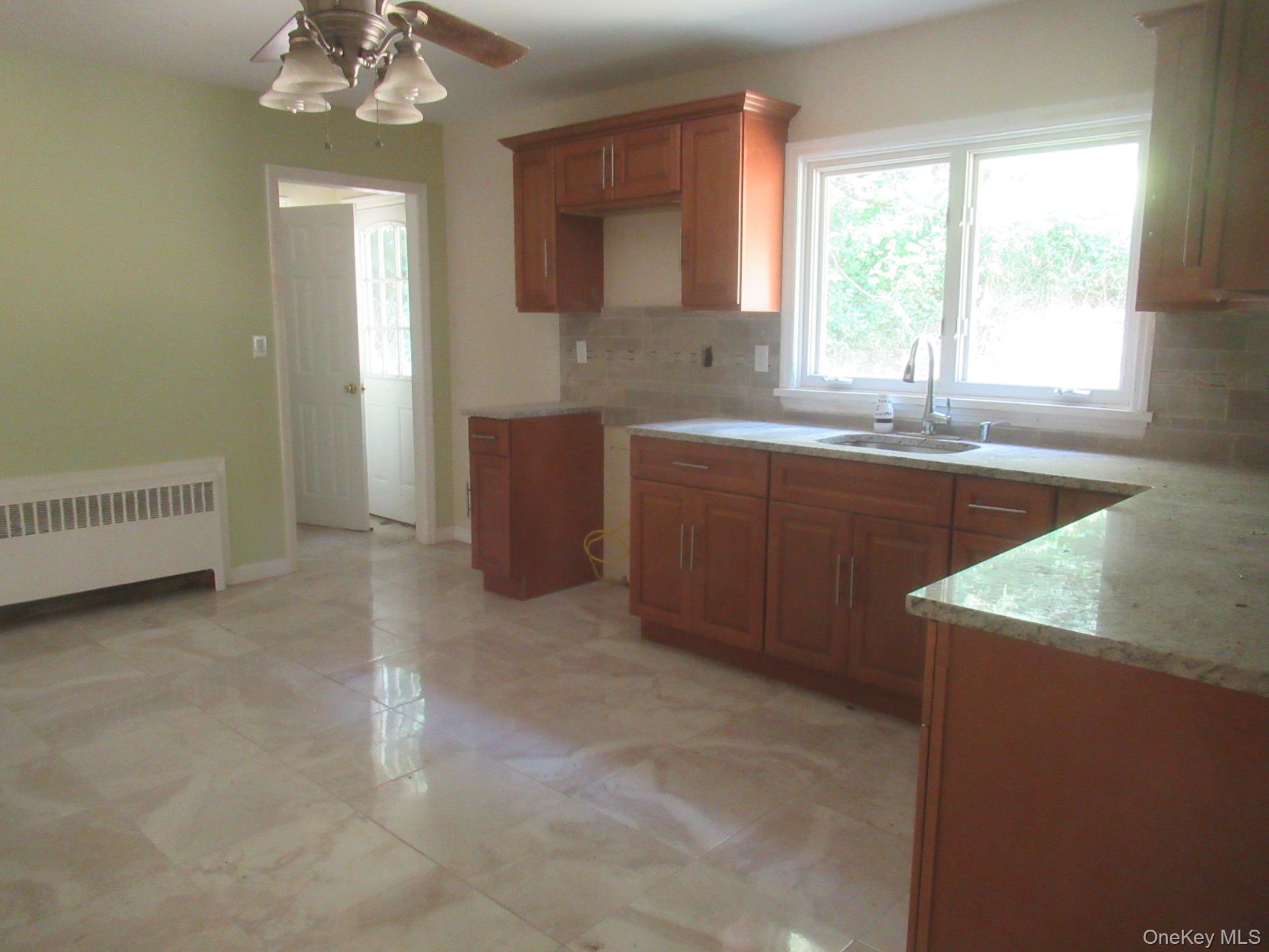 33 Meadow Avenue Out of NYC Chester, NY 10918