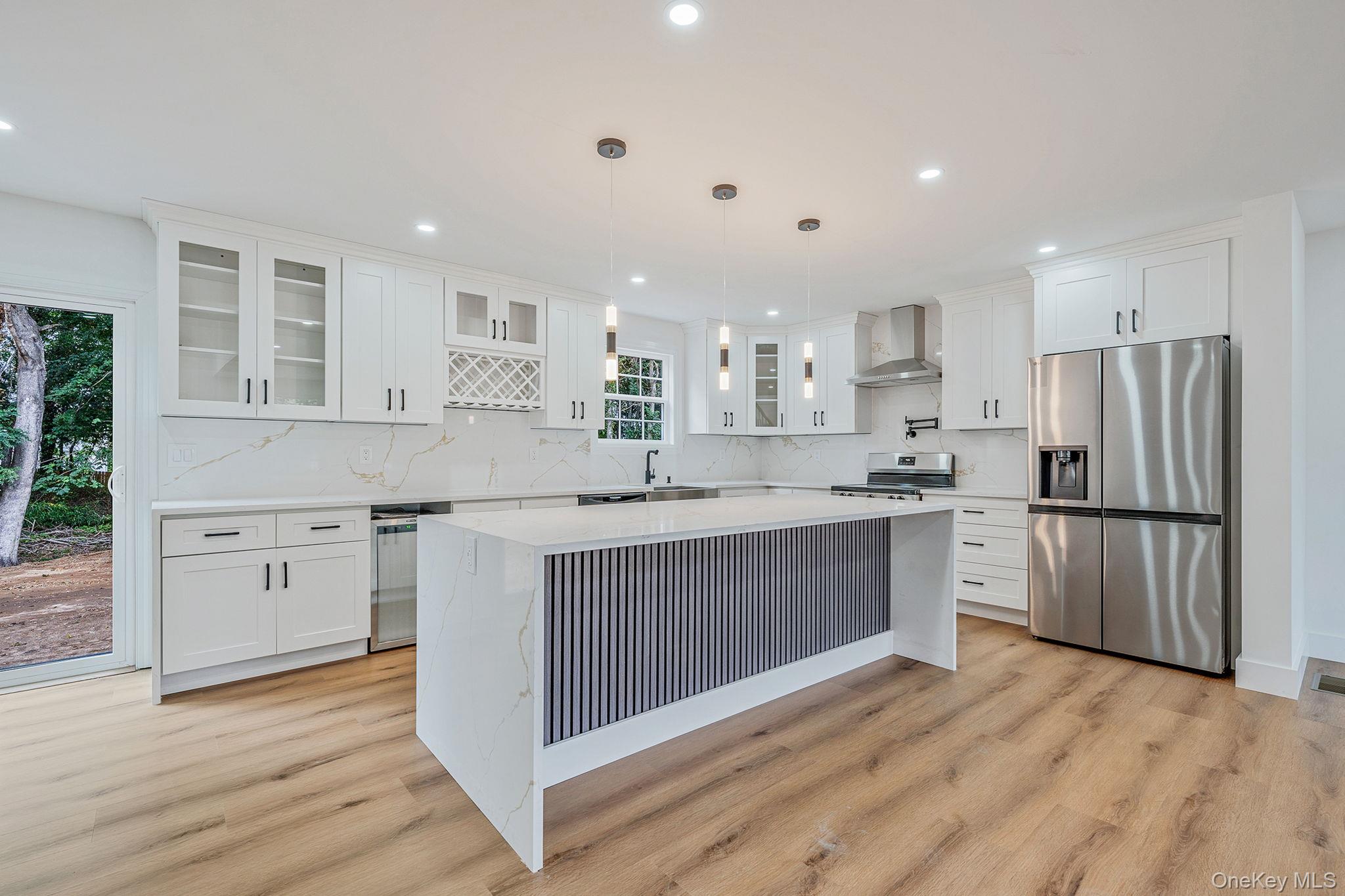 37 Lakeview Drive Middle Island Middle Island, NY 11953