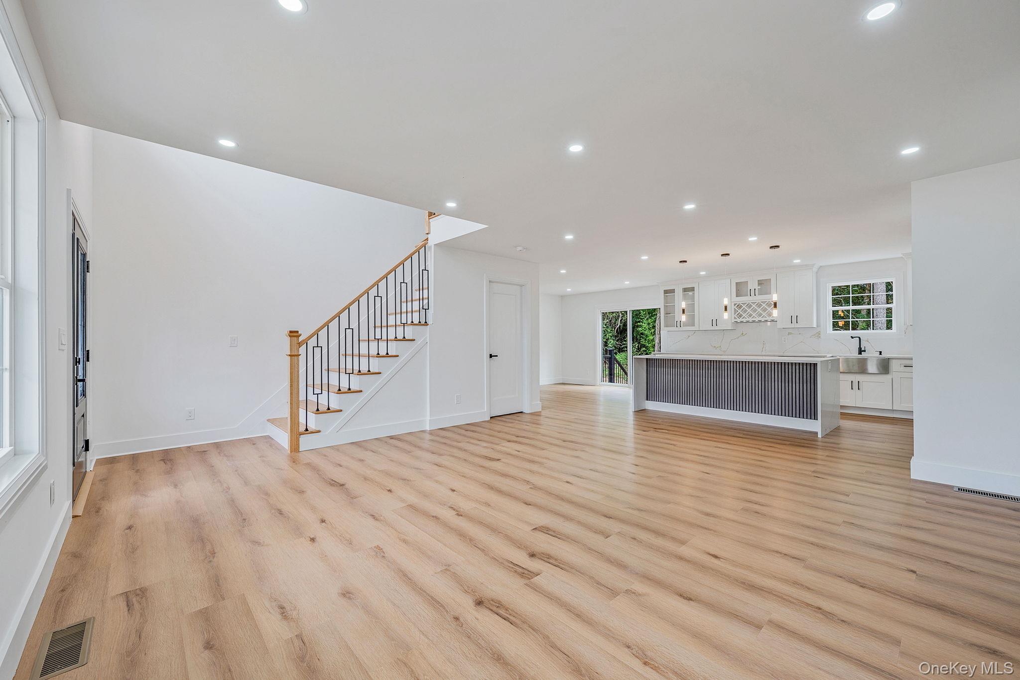 37 Lakeview Drive Middle Island Middle Island, NY 11953