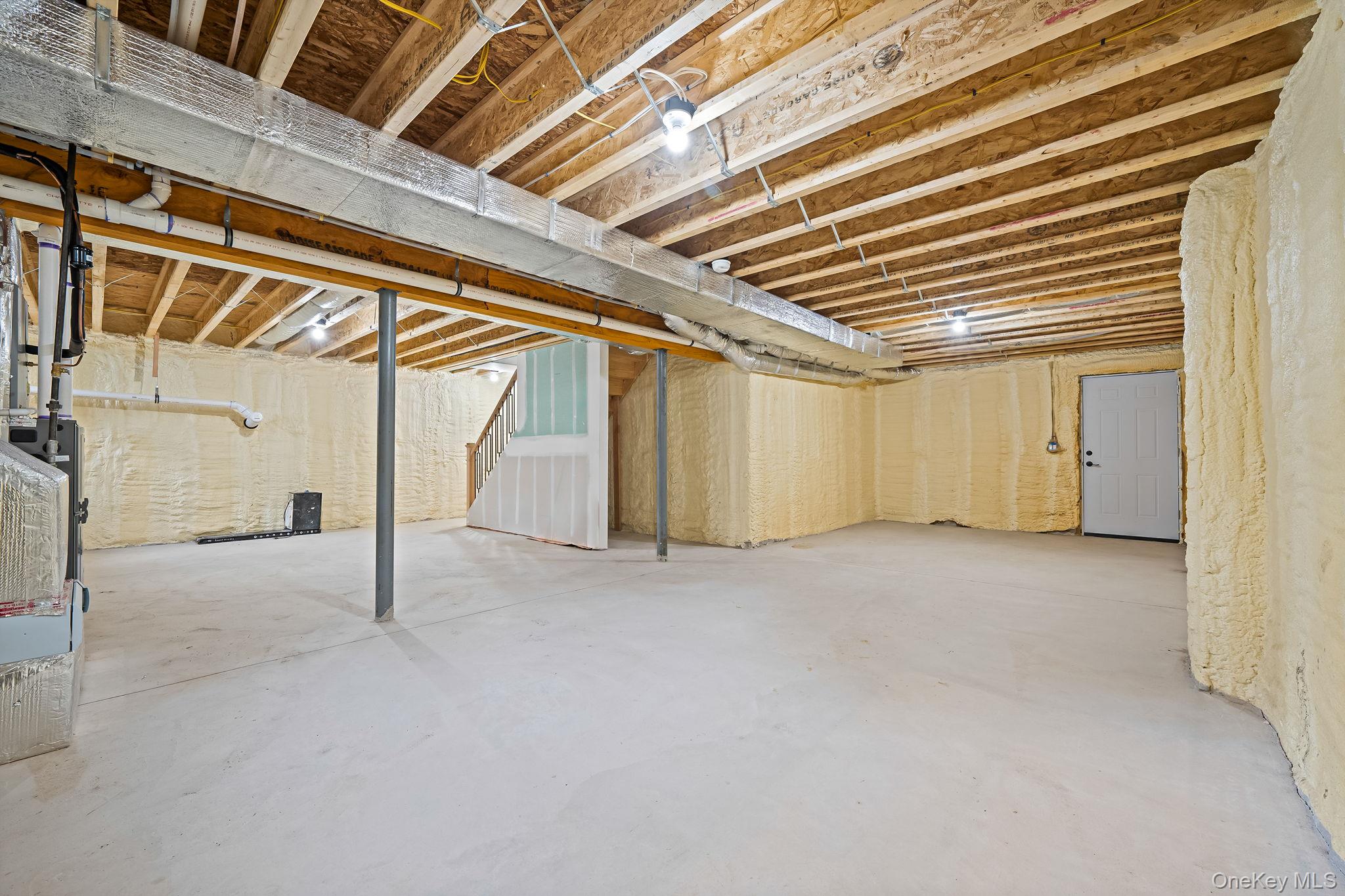 37 Lakeview Drive Middle Island Middle Island, NY 11953