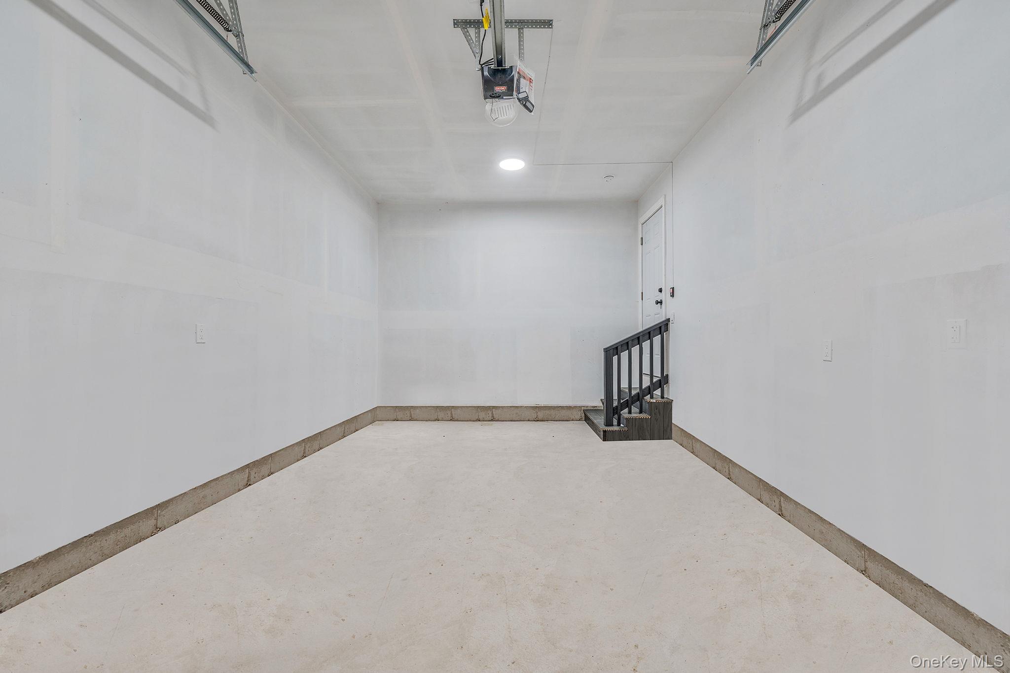 37 Lakeview Drive Middle Island Middle Island, NY 11953