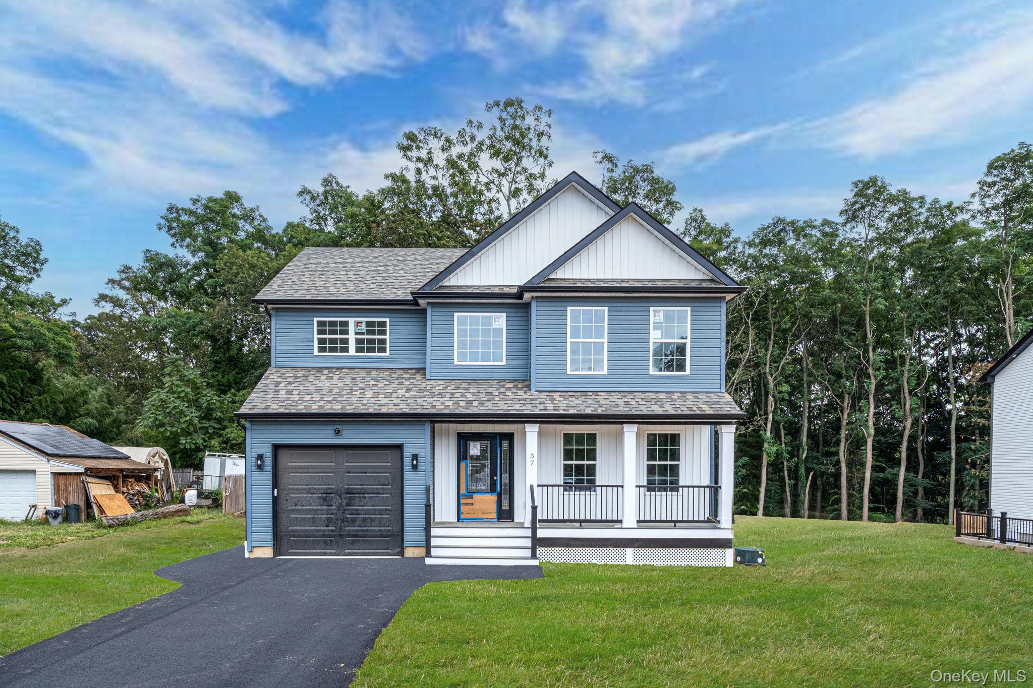 37 Lakeview Drive Middle Island Middle Island, NY 11953