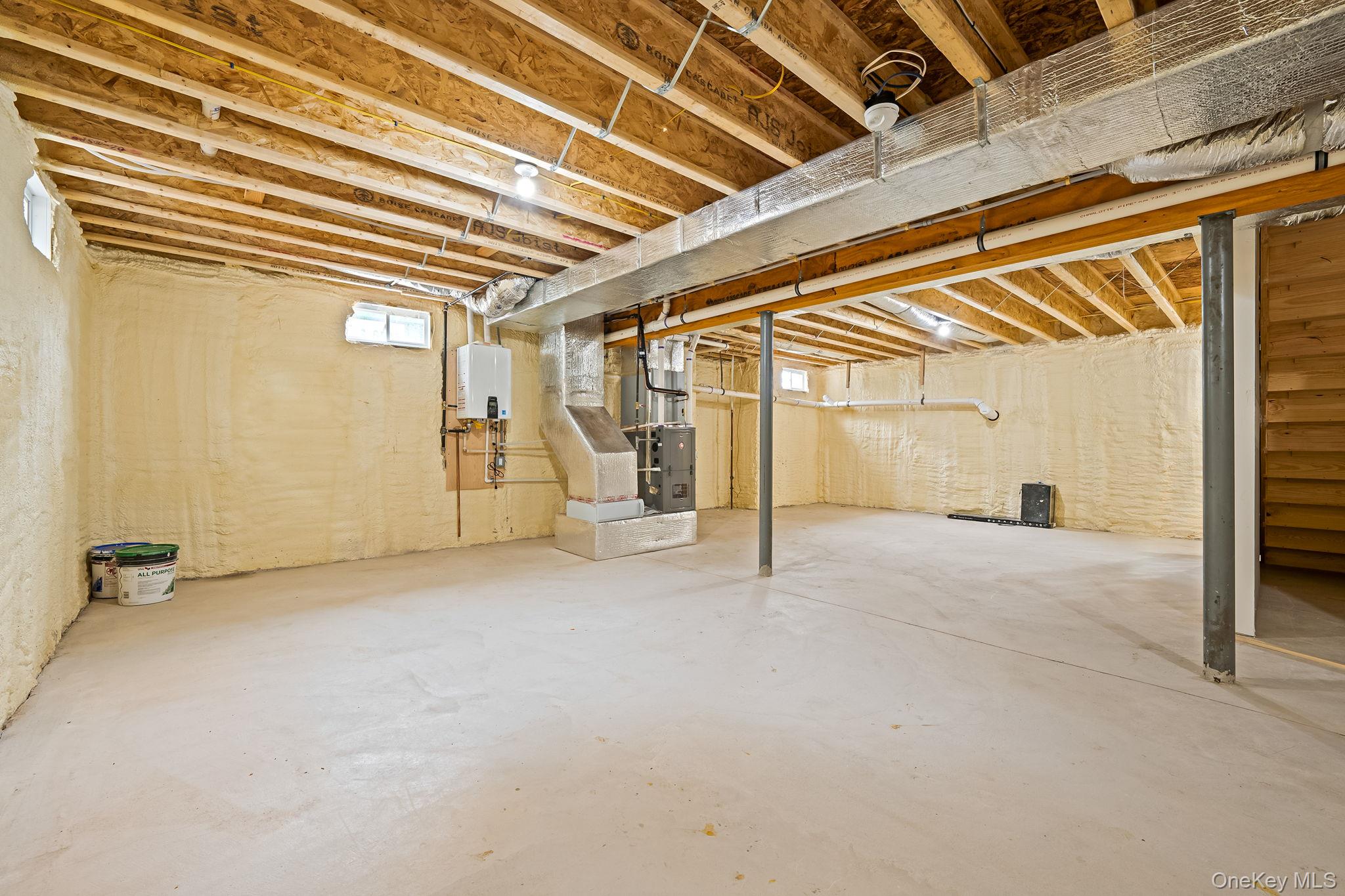 37 Lakeview Drive Middle Island Middle Island, NY 11953