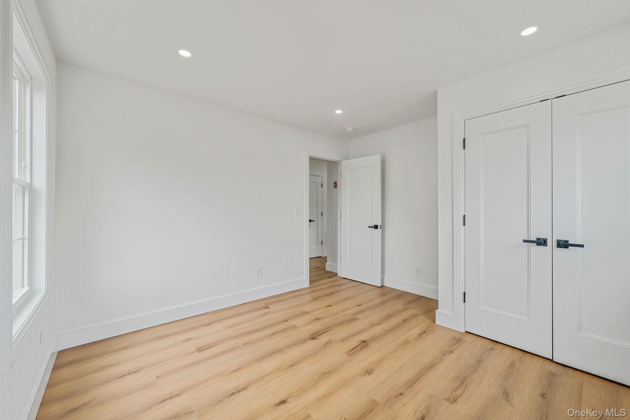 37 Lakeview Drive Middle Island Middle Island, NY 11953