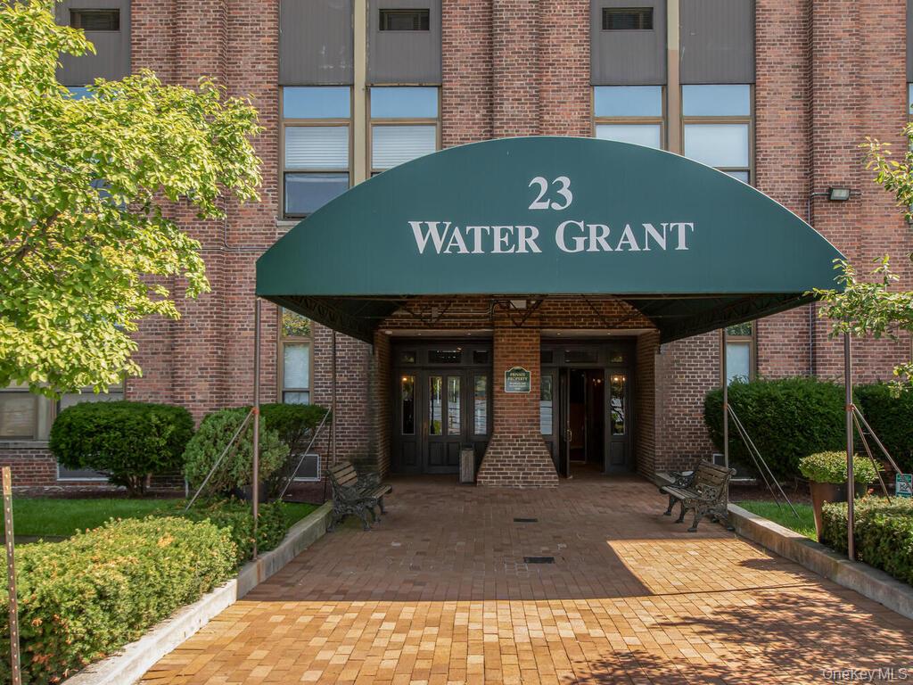 23 Water Grant Street 11-A Yonkers Yonkers, NY 10701
