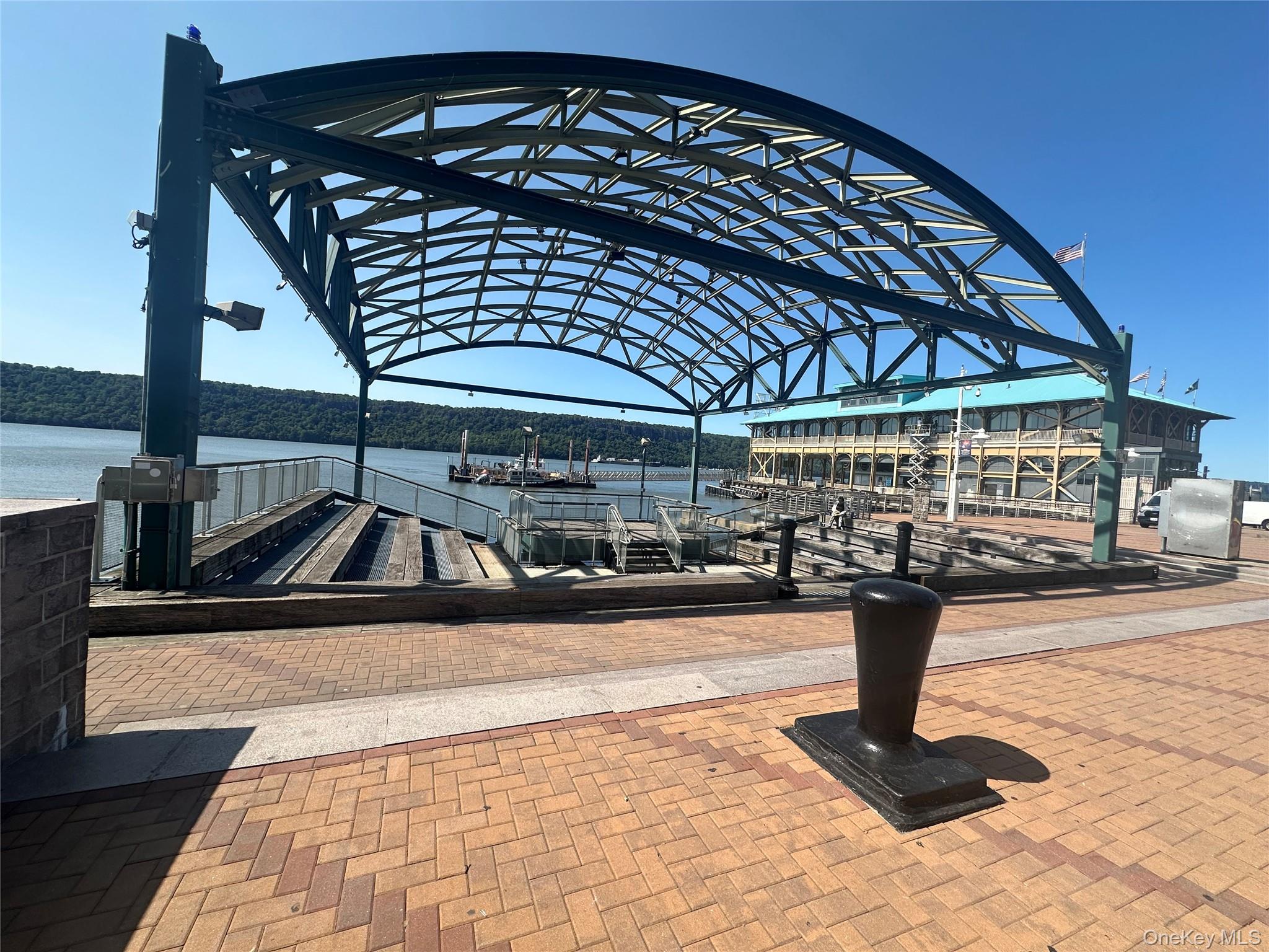 23 Water Grant Street 11-A Yonkers Yonkers, NY 10701