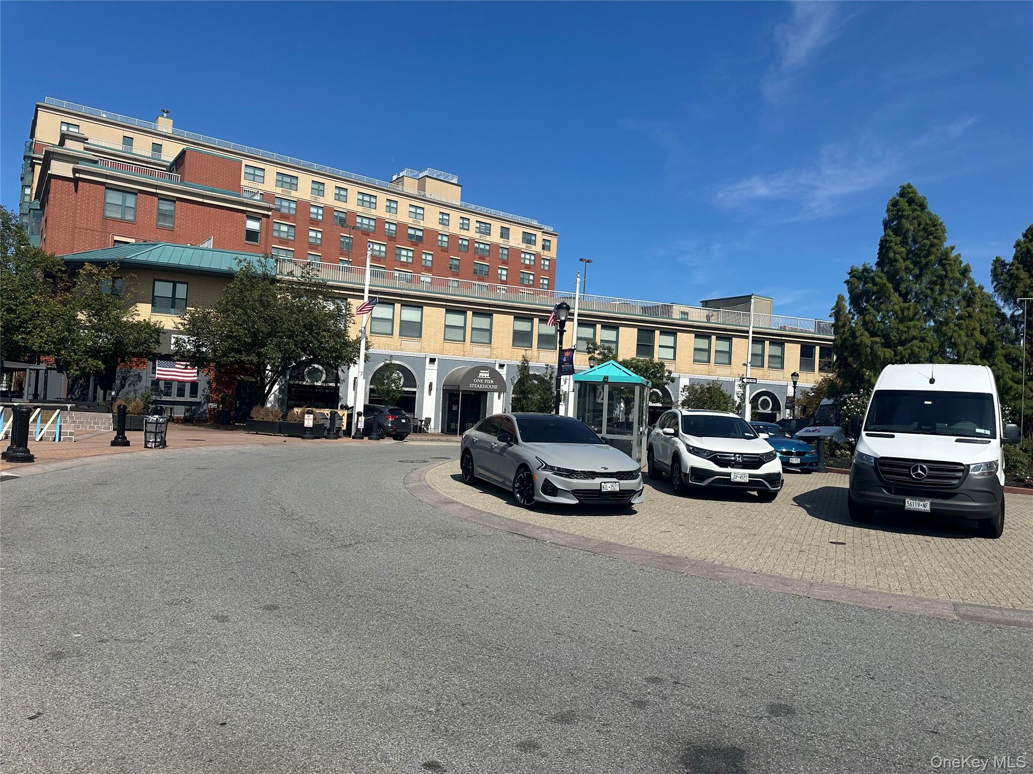 23 Water Grant Street 11-A Yonkers Yonkers, NY 10701