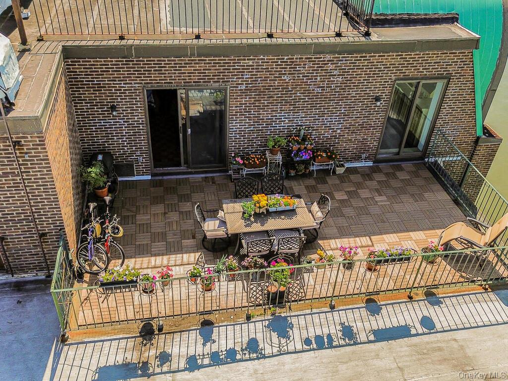 23 Water Grant Street 11-A Yonkers Yonkers, NY 10701