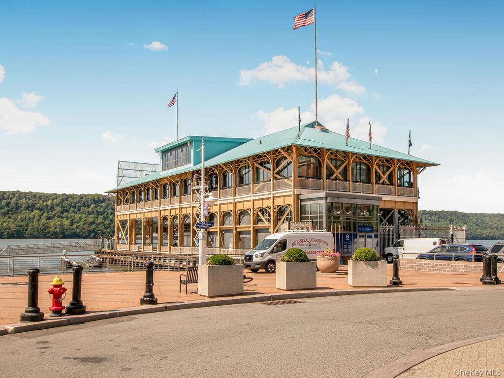 23 Water Grant Street 11-A Yonkers Yonkers, NY 10701