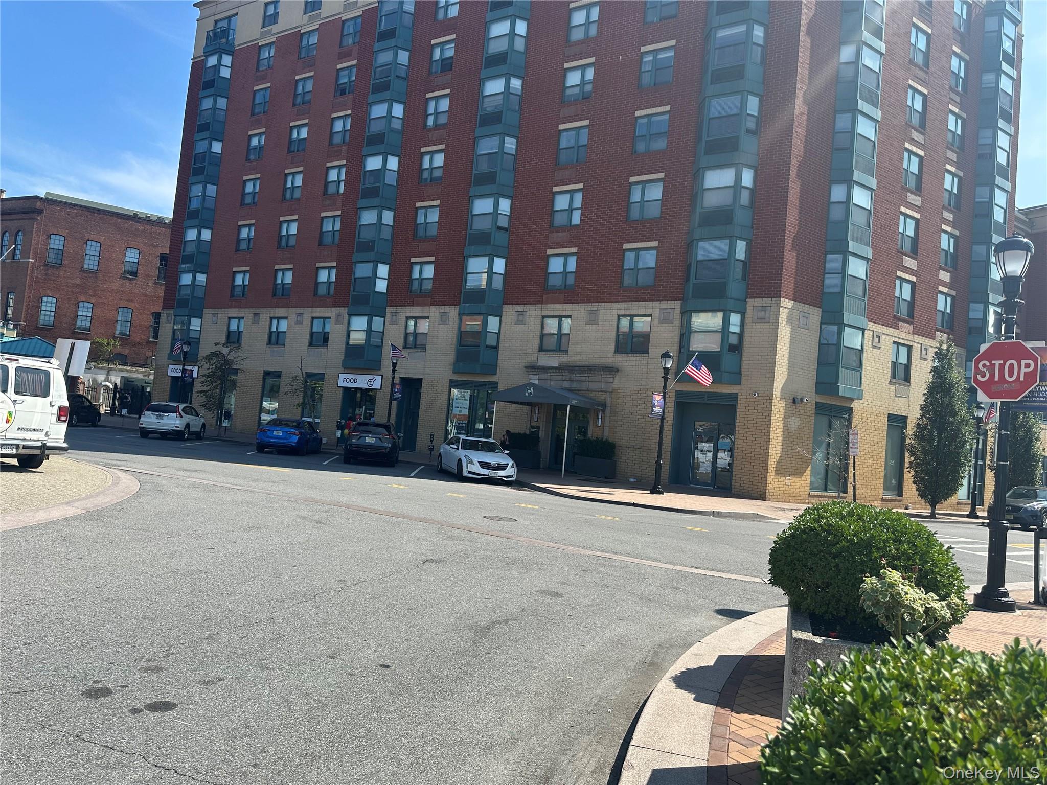 23 Water Grant Street 11-A Yonkers Yonkers, NY 10701