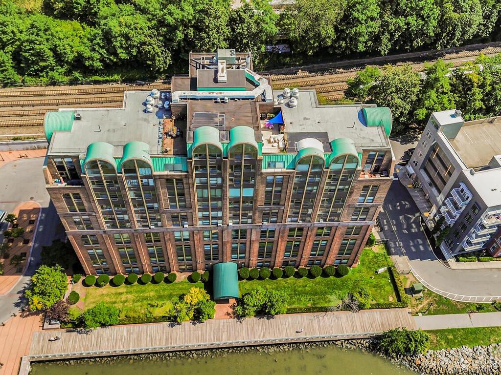 23 Water Grant Street 11-A Yonkers Yonkers, NY 10701