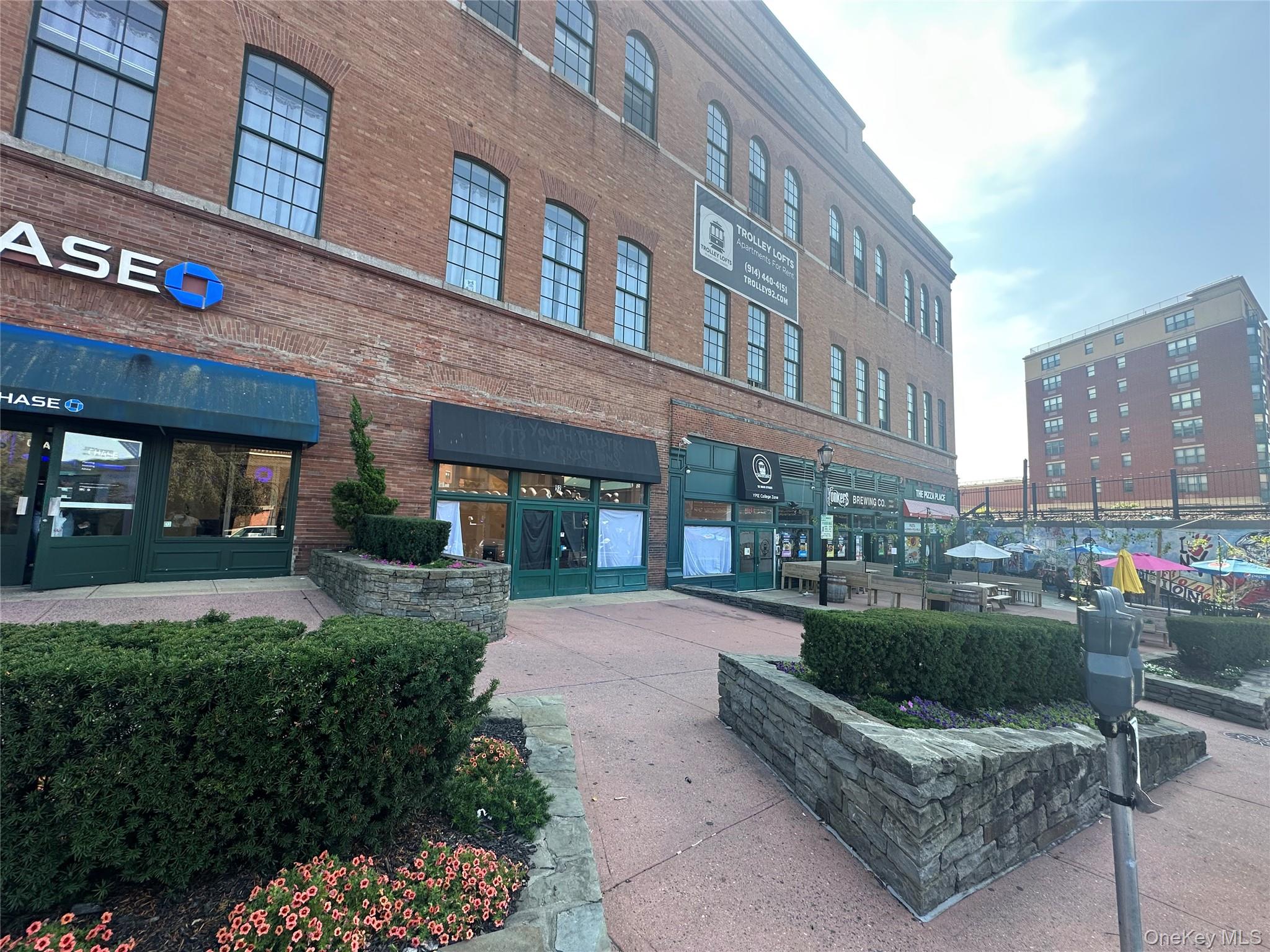 23 Water Grant Street 11-A Yonkers Yonkers, NY 10701