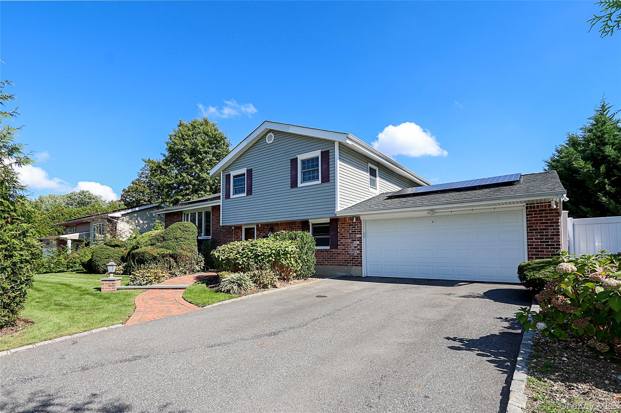 6 Lewis Avenue Jericho Jericho, NY 11753