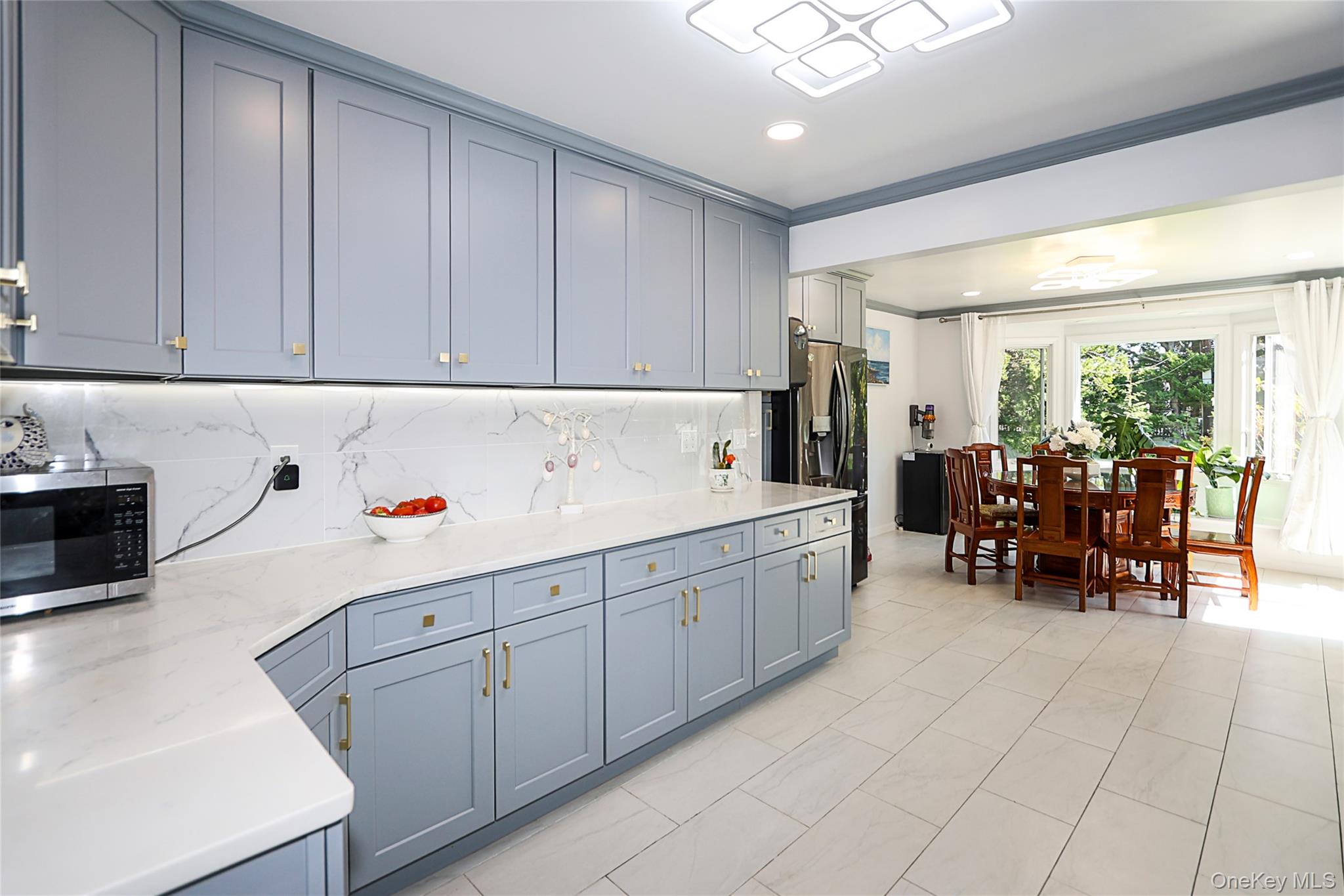 6 Lewis Avenue Jericho Jericho, NY 11753