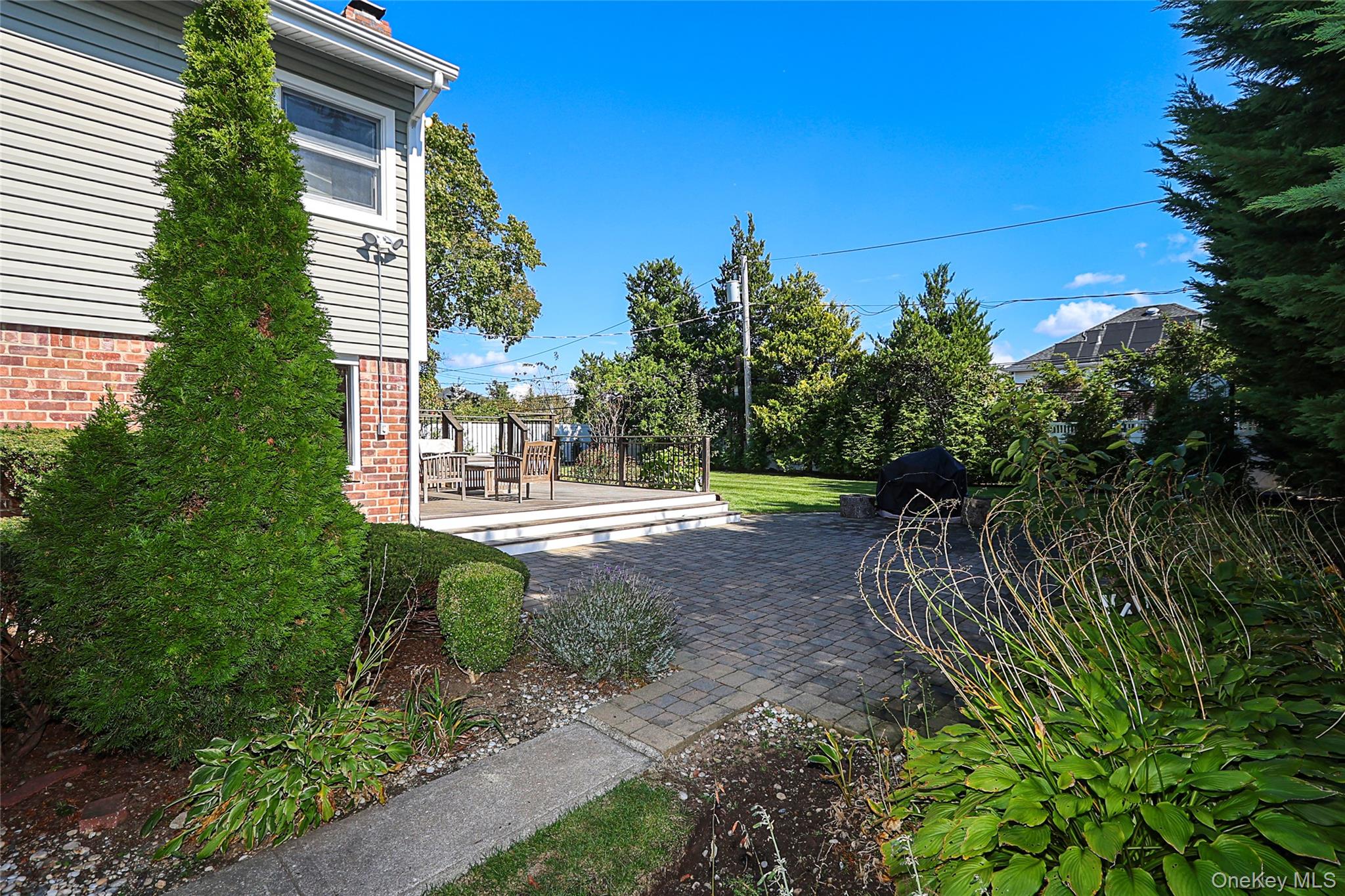 6 Lewis Avenue Jericho Jericho, NY 11753