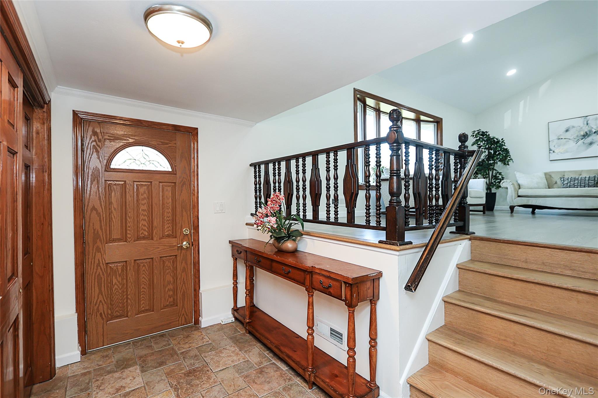 6 Lewis Avenue Jericho Jericho, NY 11753