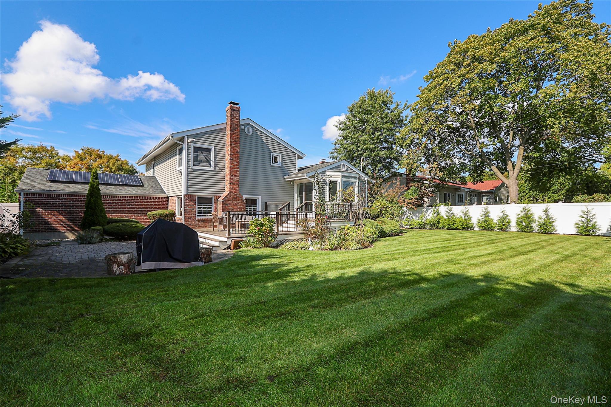 6 Lewis Avenue Jericho Jericho, NY 11753