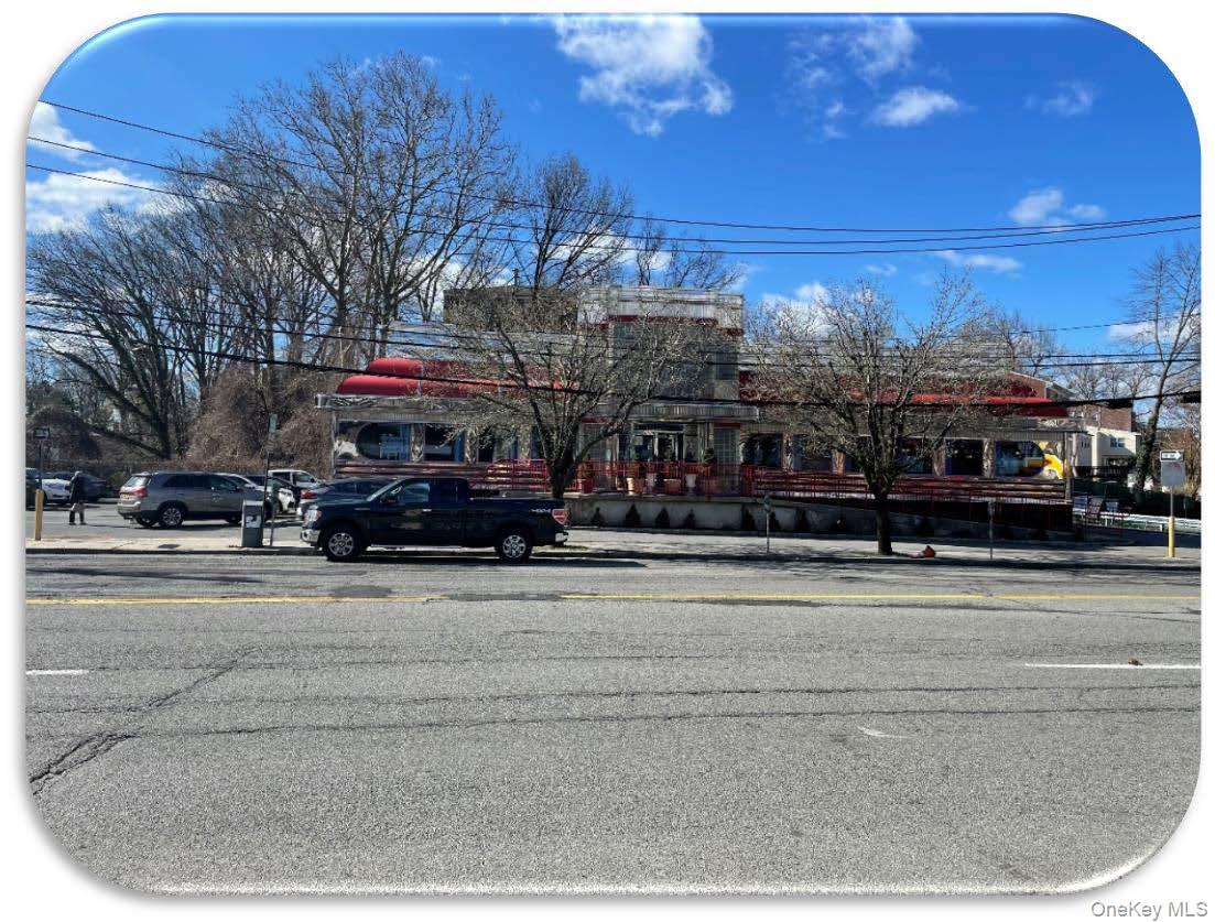 1082 Yonkers Avenue, Yonkers, NY 10704