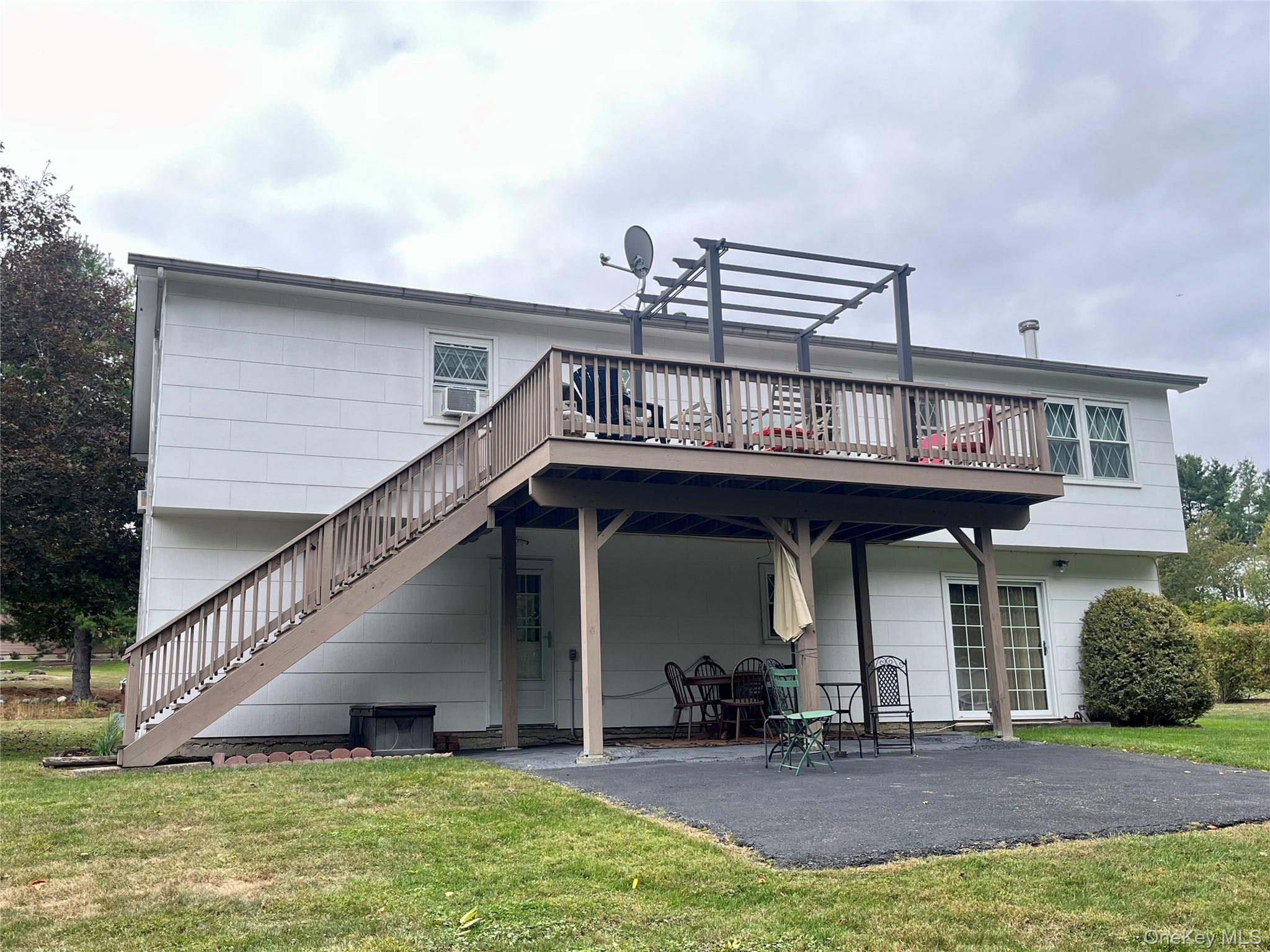 20 Jones Drive Out of NYC Highland Mills, NY 10930