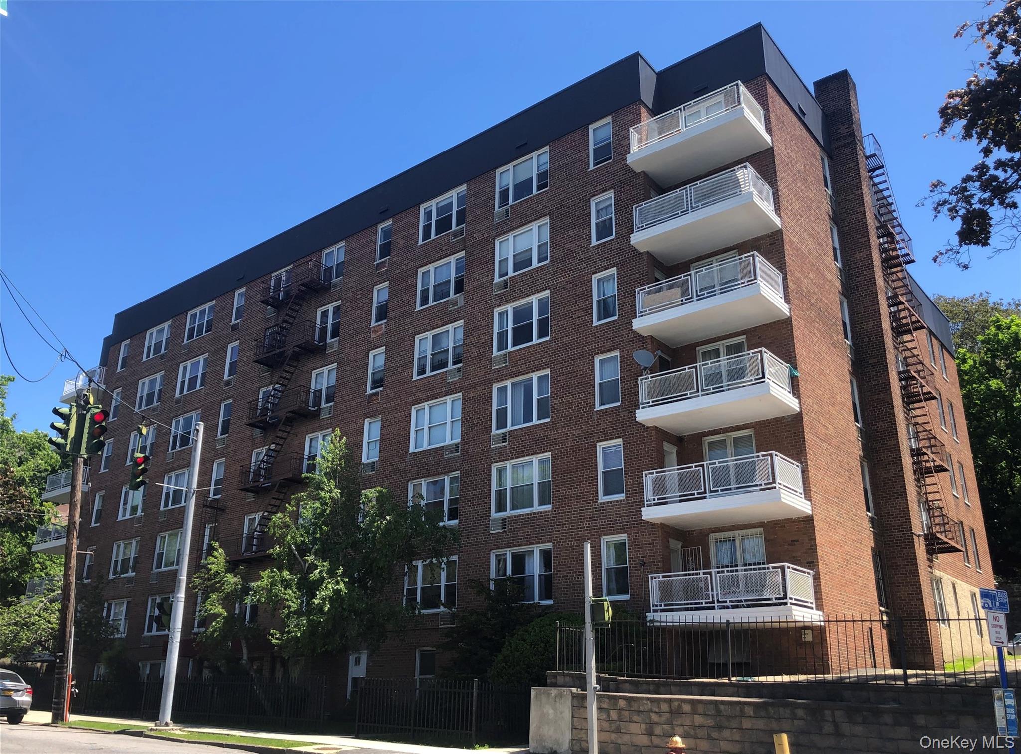 250 North Broadway, Apt LB2, Yonkers, NY 10701