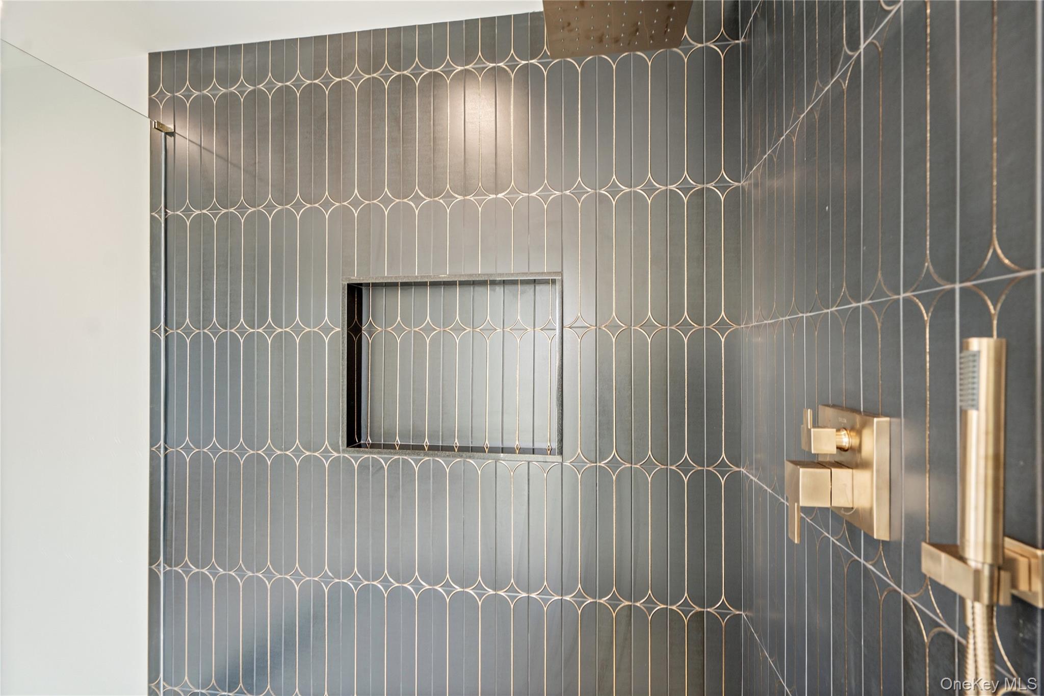 908 Maple Lane East Meadow East Meadow, NY 11554