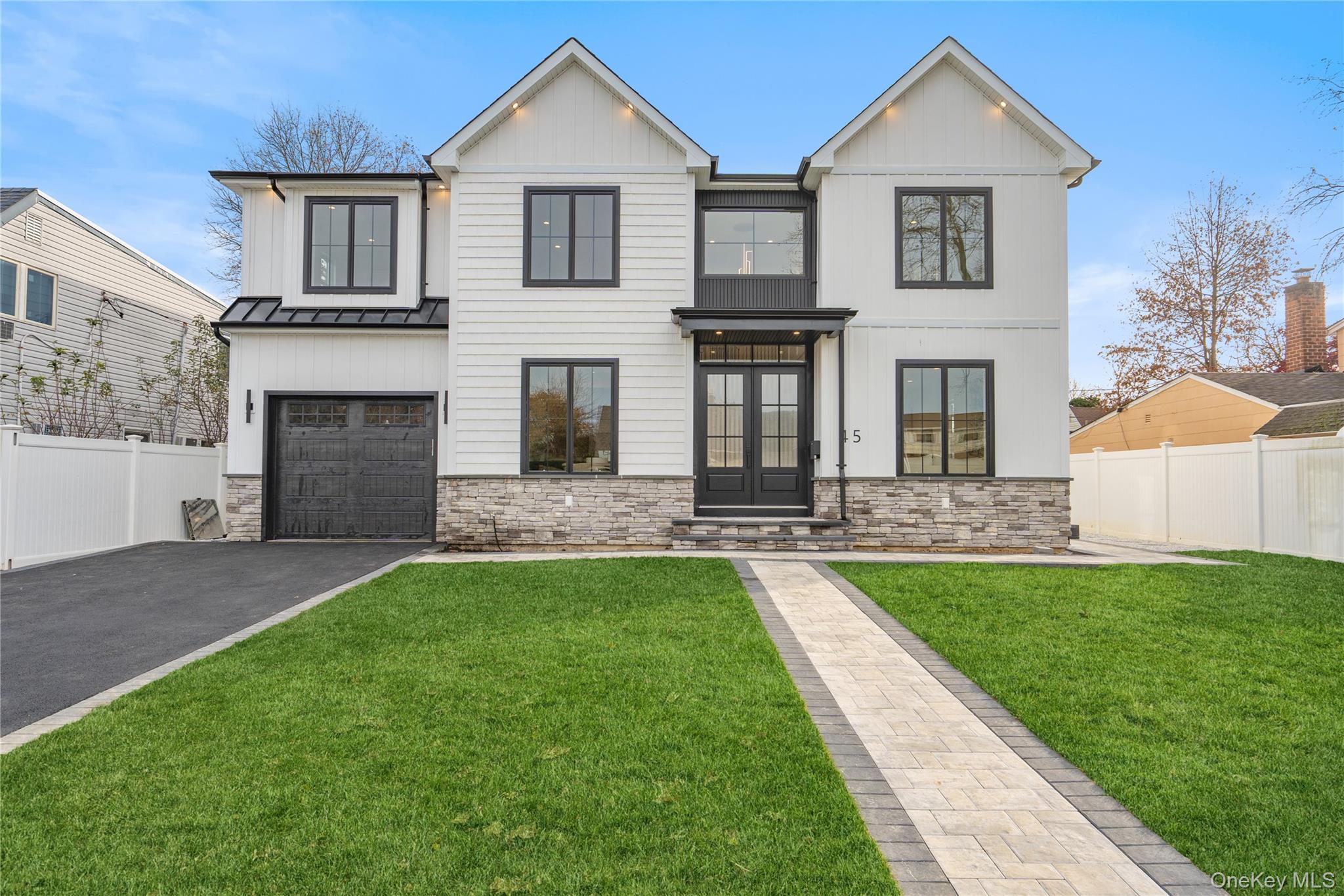 908 Maple Lane East Meadow East Meadow, NY 11554