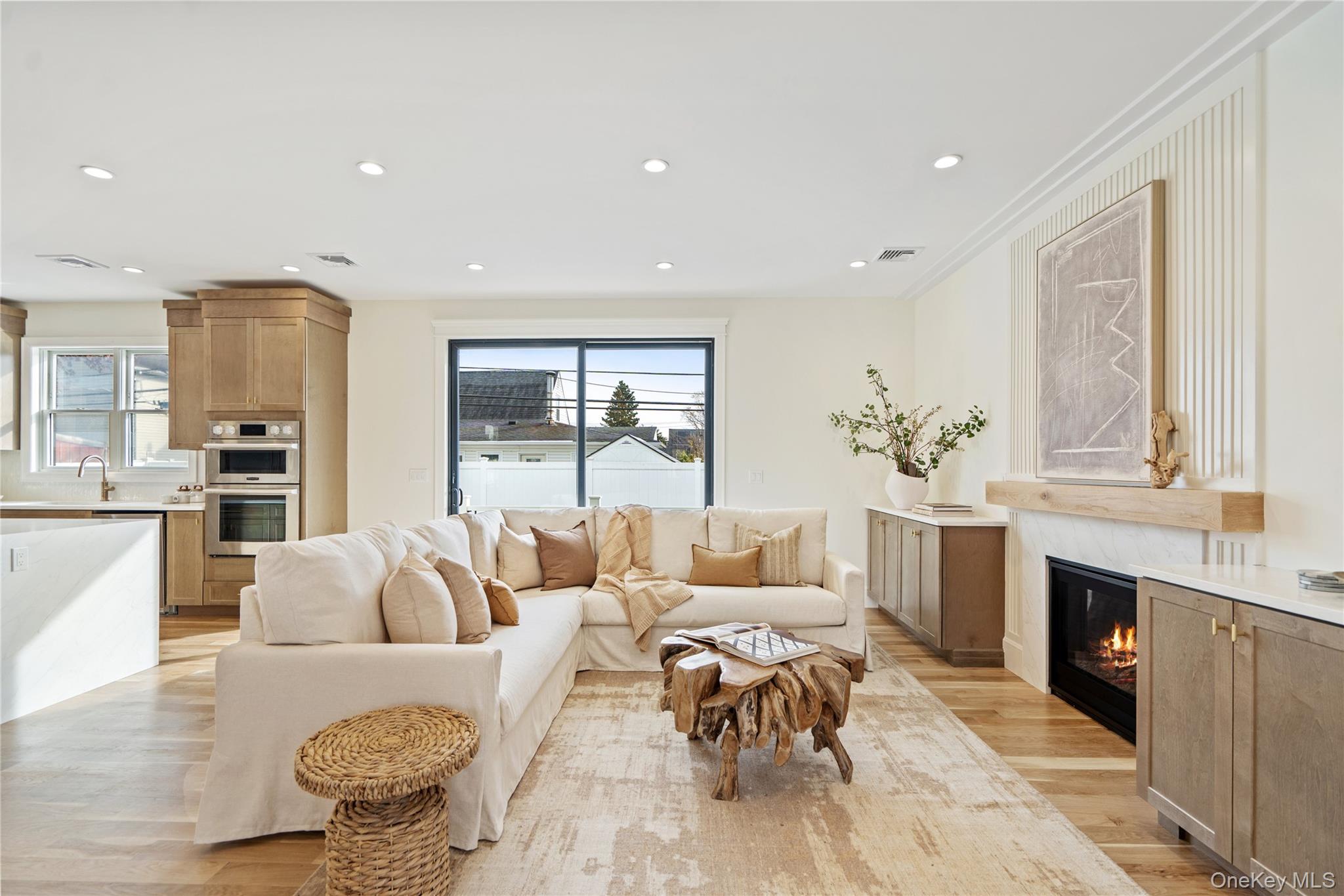 908 Maple Lane East Meadow East Meadow, NY 11554