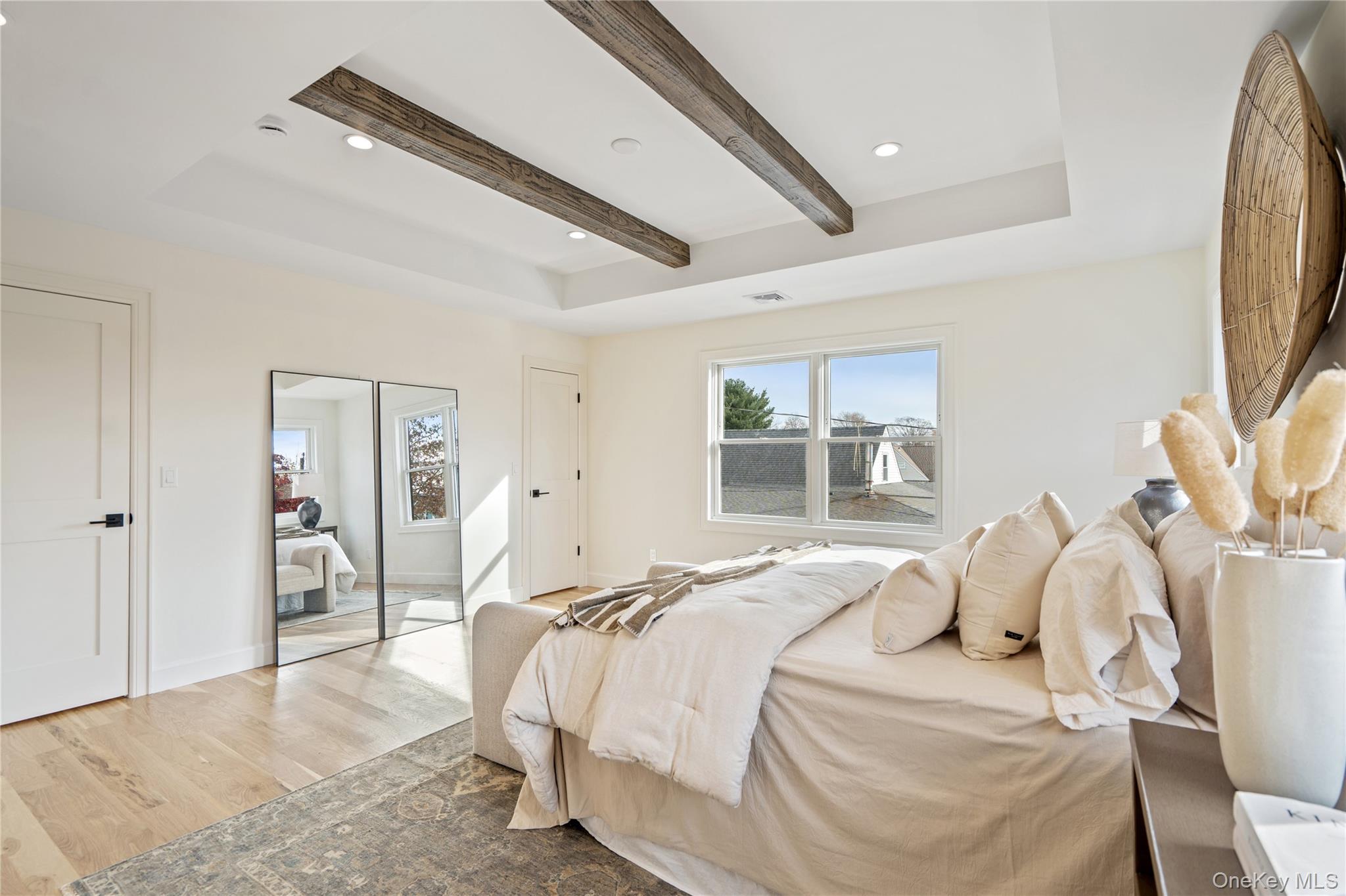 908 Maple Lane East Meadow East Meadow, NY 11554