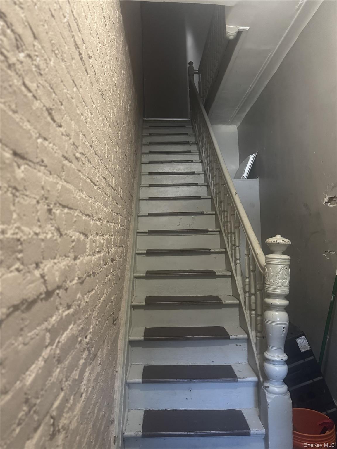 19314 Jamaica Avenue Hollis Hollis, NY 11423