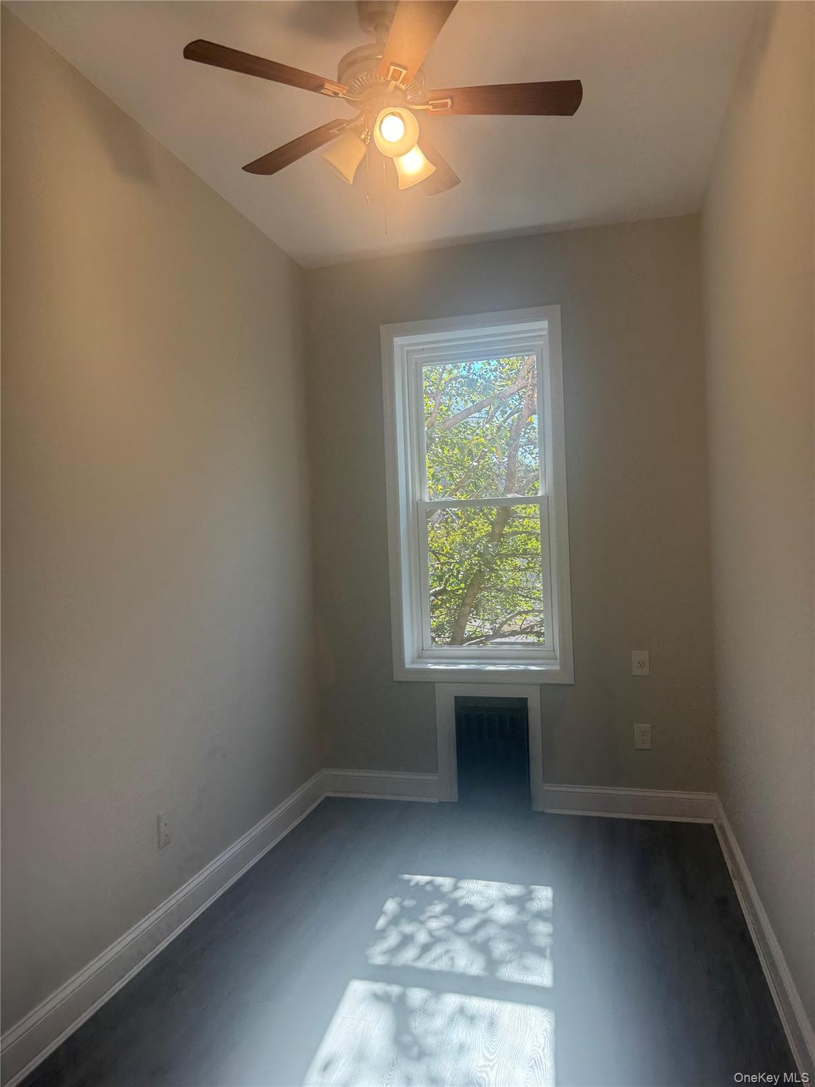 19314 Jamaica Avenue Hollis Hollis, NY 11423