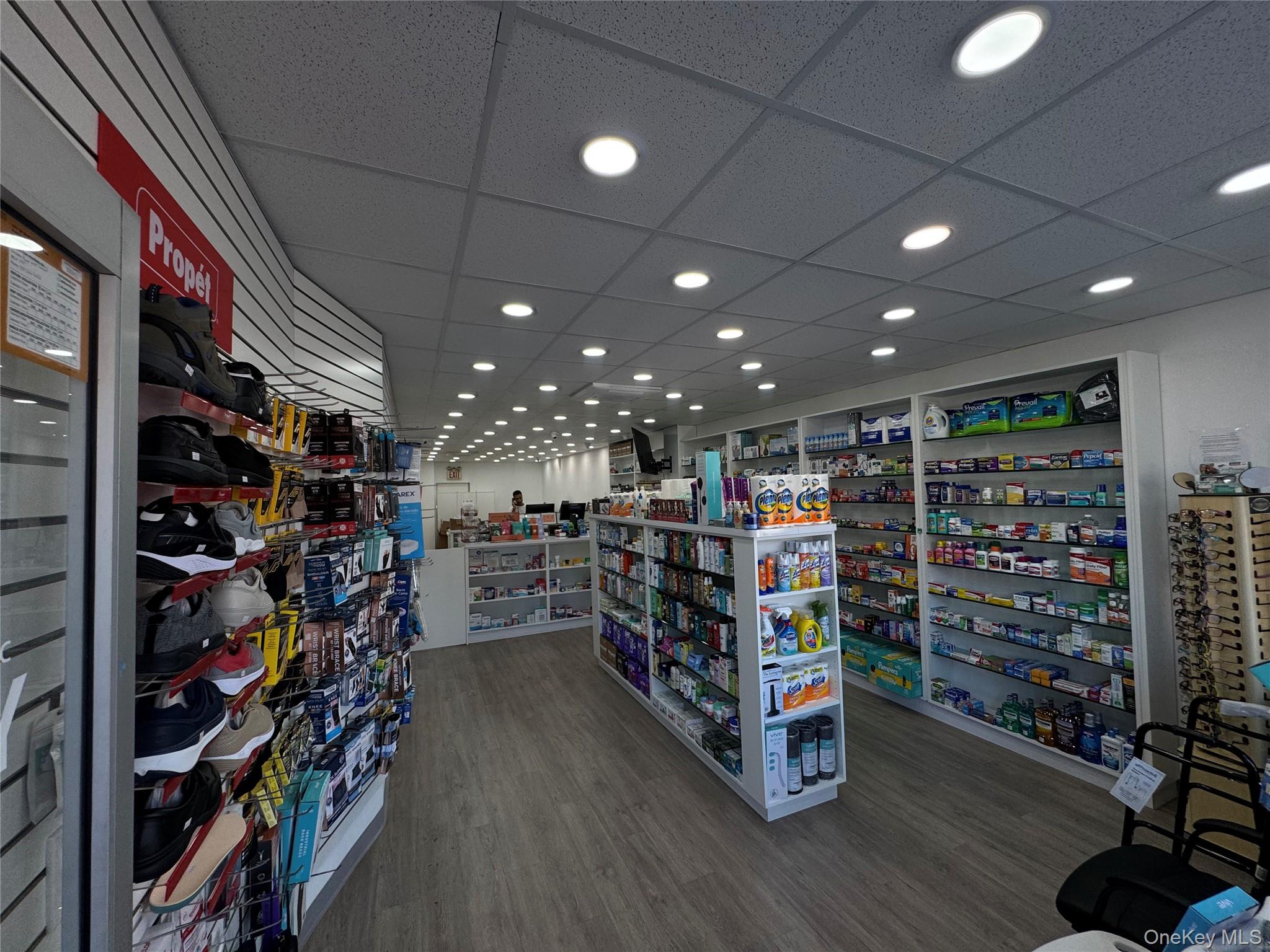 19314 Jamaica Avenue Hollis Hollis, NY 11423