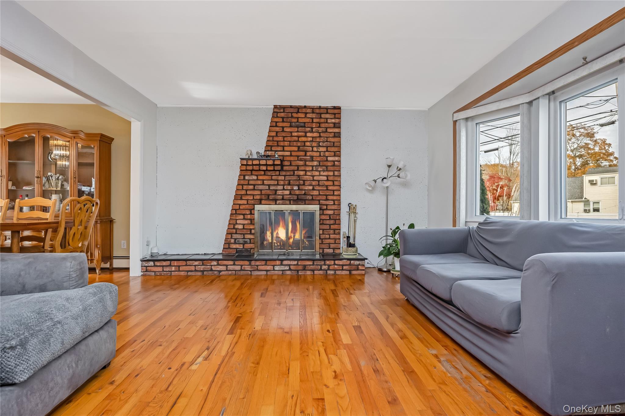 84 White Oak Street Deer Park Deer Park, NY 11729