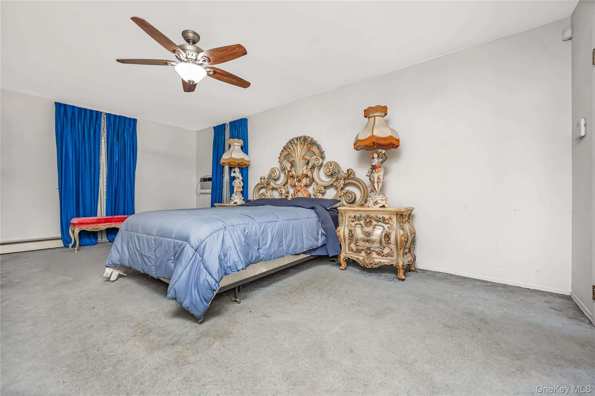 84 White Oak Street Deer Park Deer Park, NY 11729