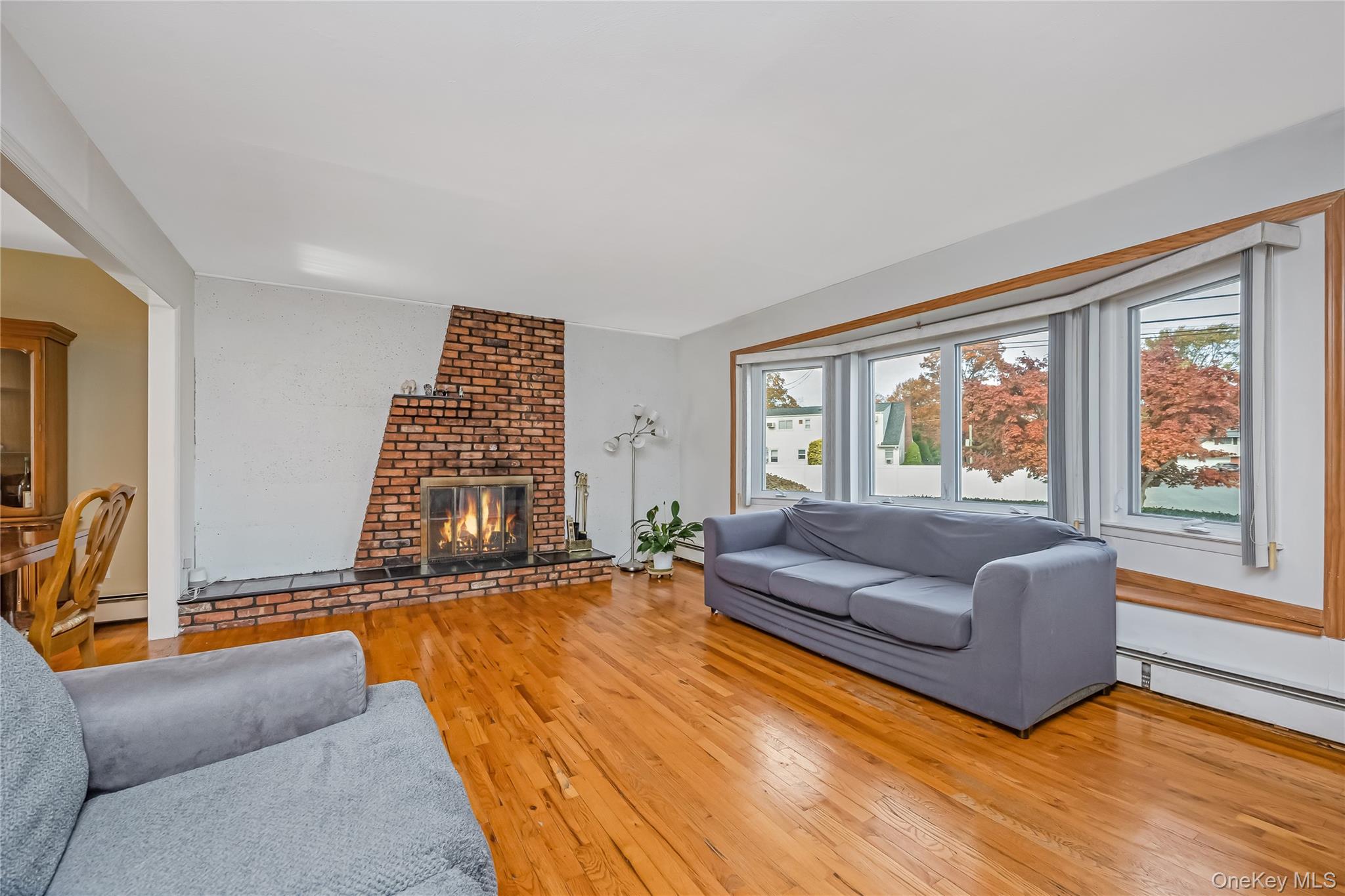 84 White Oak Street Deer Park Deer Park, NY 11729