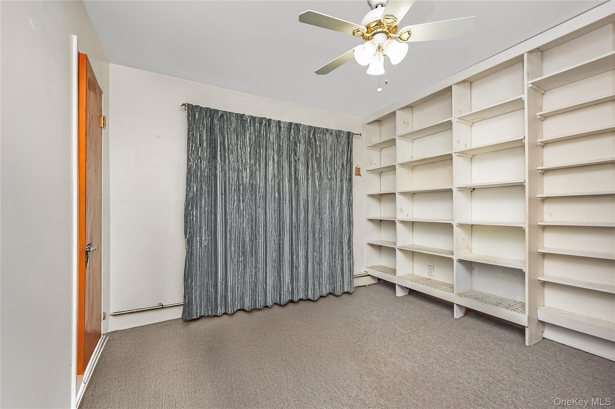 84 White Oak Street Deer Park Deer Park, NY 11729