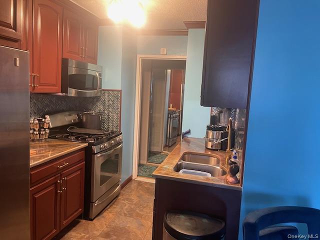 3333 Henry Hudson Parkway 5-T Bronx, NY 10463