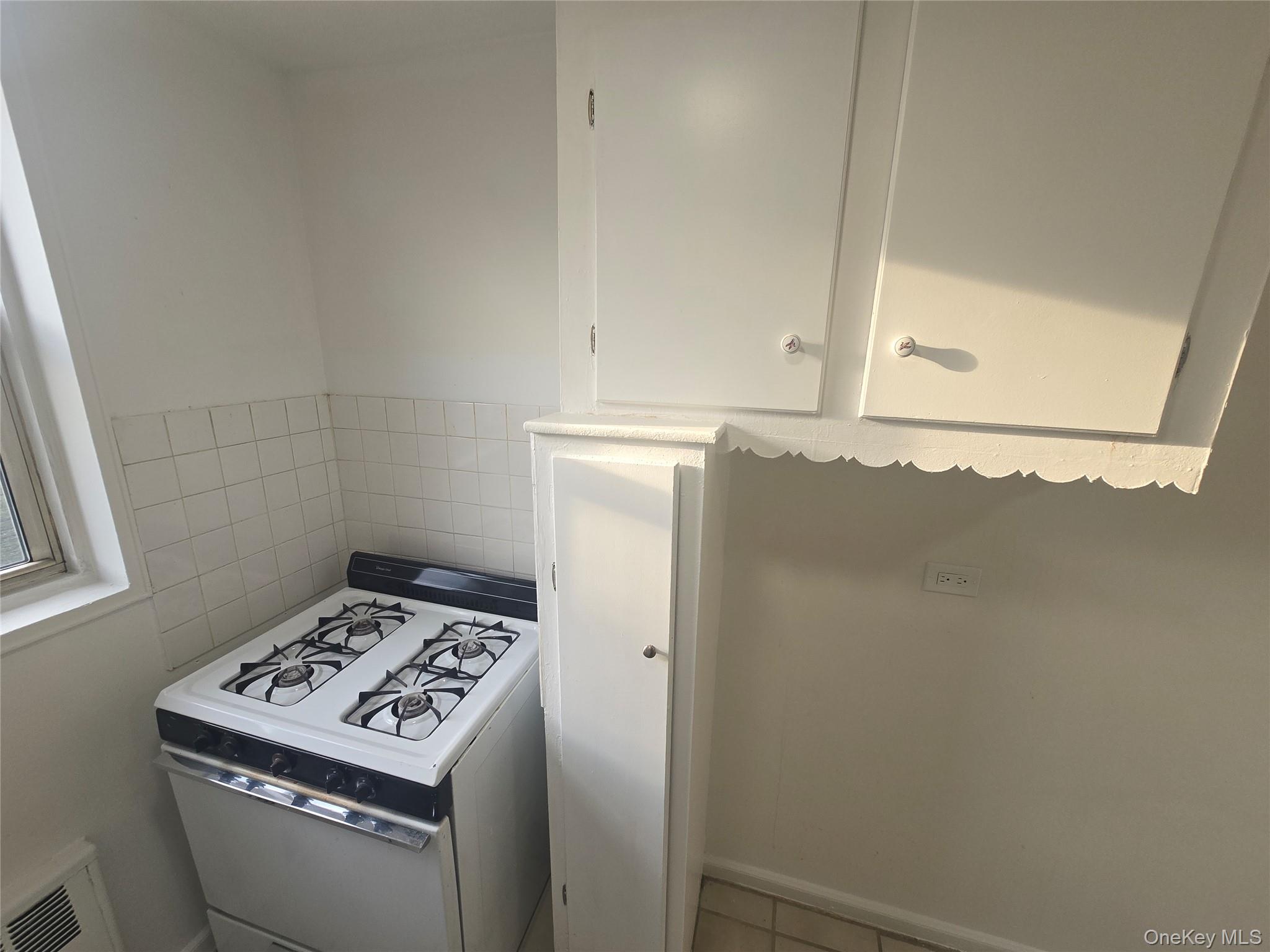 1480 Thieriot Avenue 5-F Bronx, NY 10460