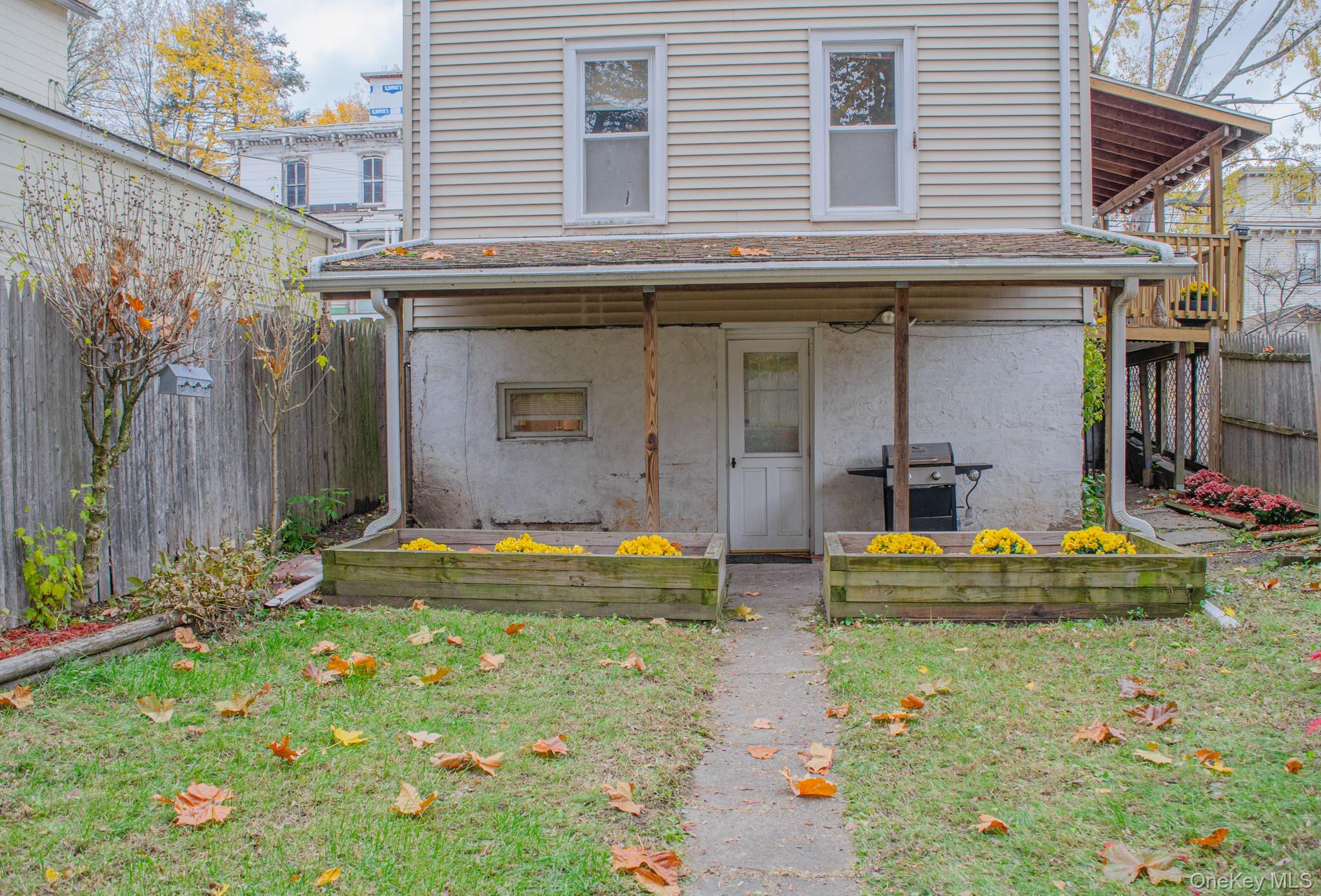 49 Gill Street Out of NYC Kingston, NY 12401