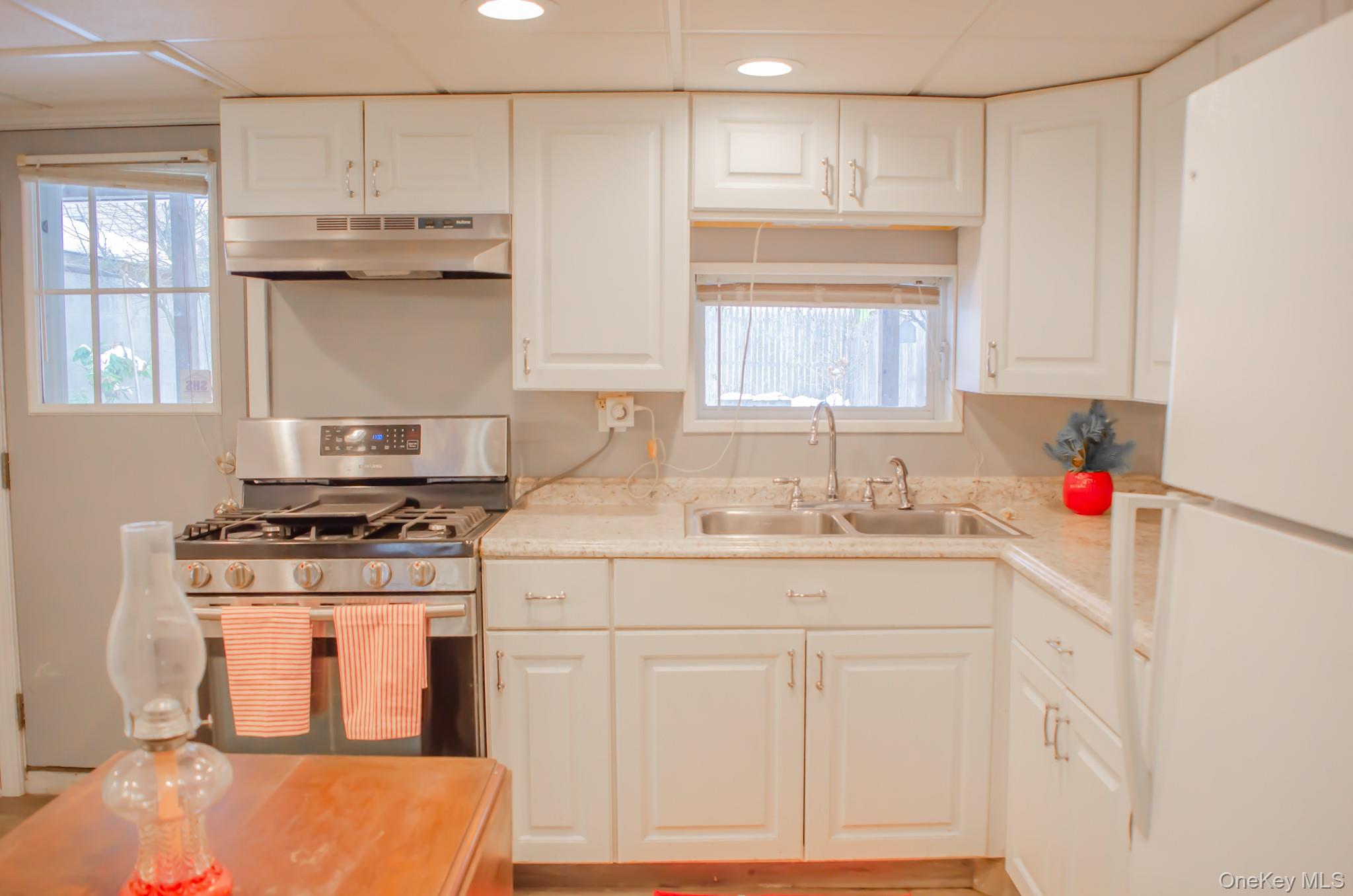 49 Gill Street Out of NYC Kingston, NY 12401