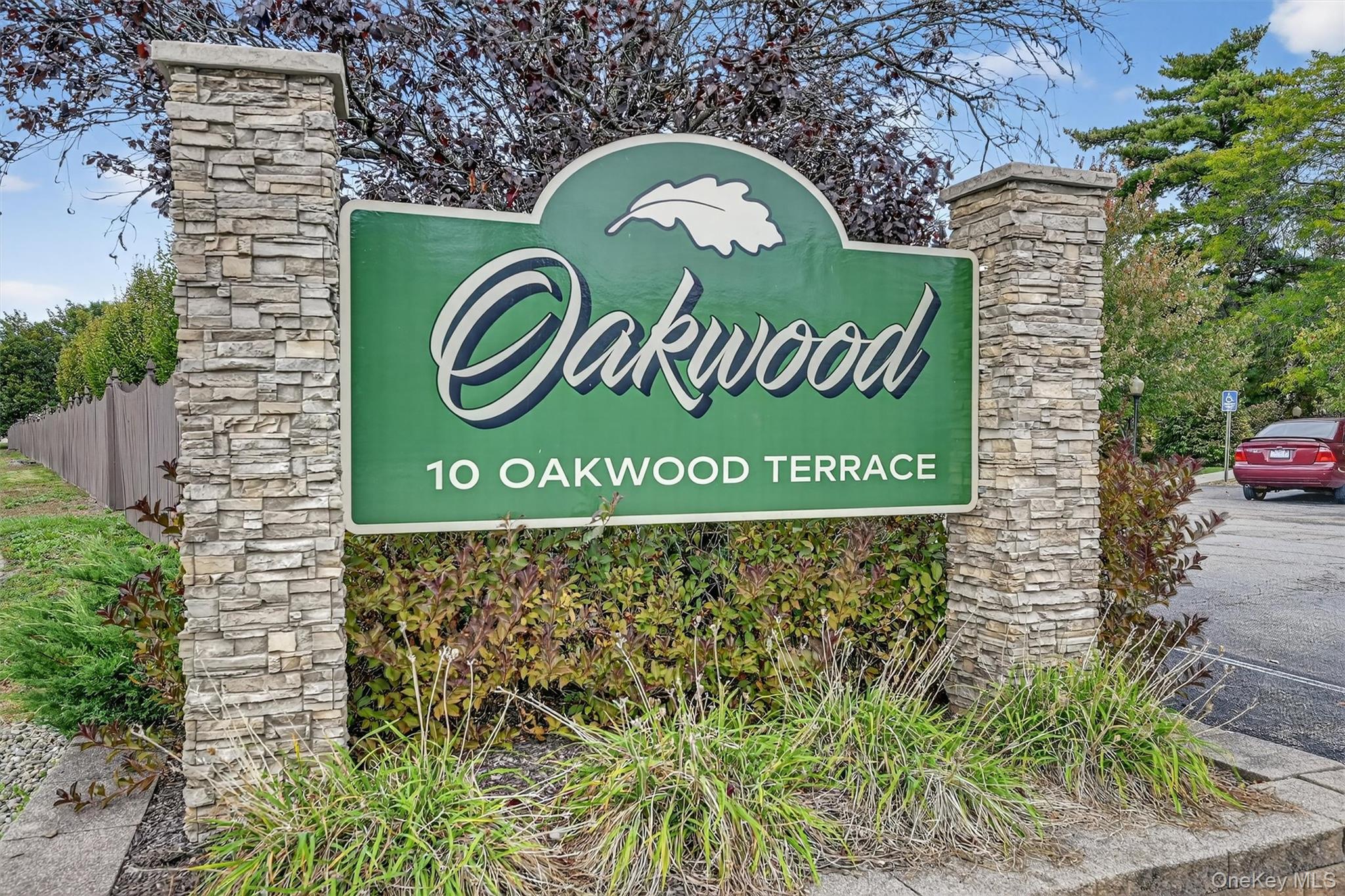 10 Oakwood Terrace 38 Out of NYC New Windsor, NY 12553
