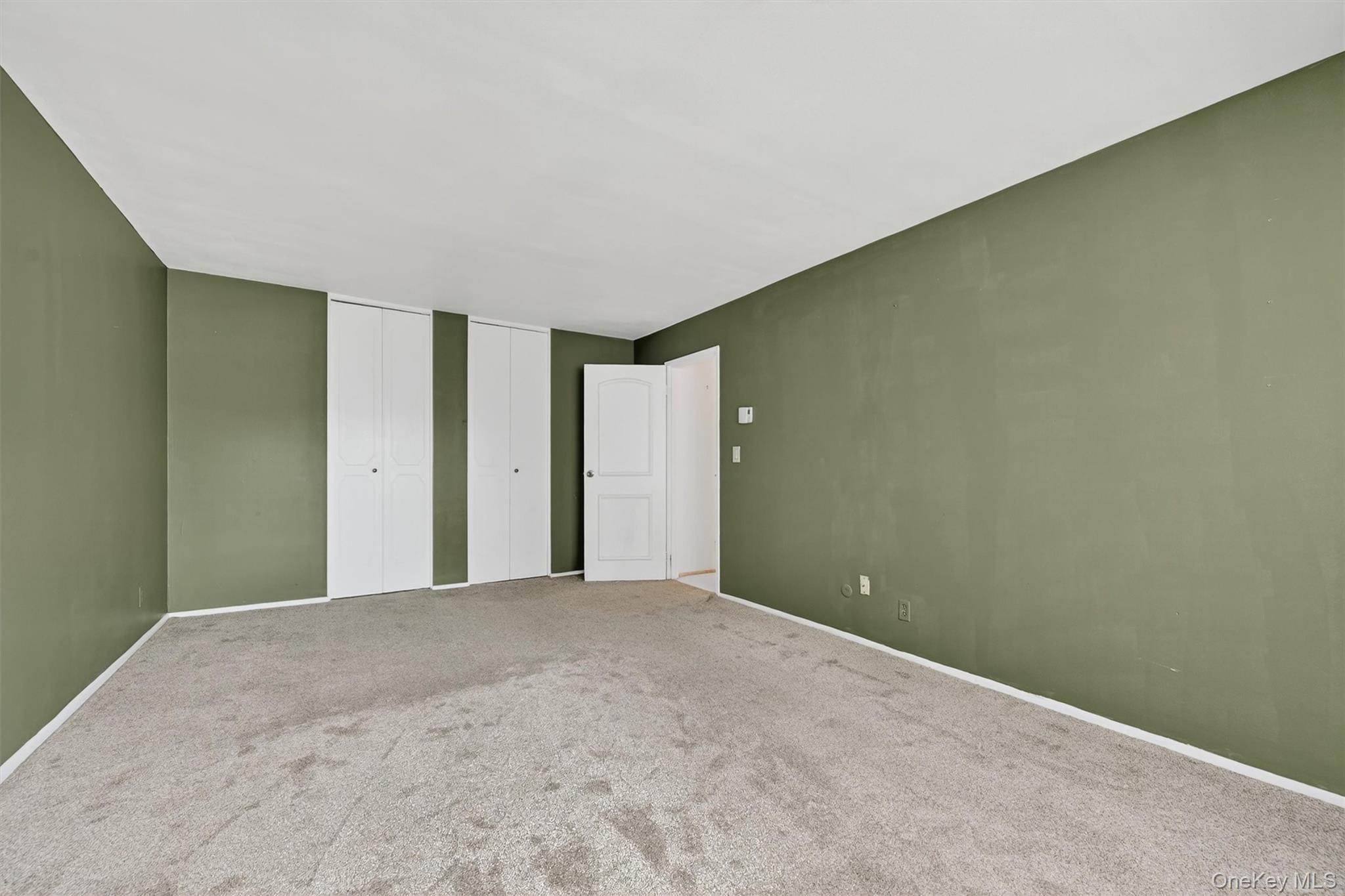 10 Oakwood Terrace 38 Out of NYC New Windsor, NY 12553