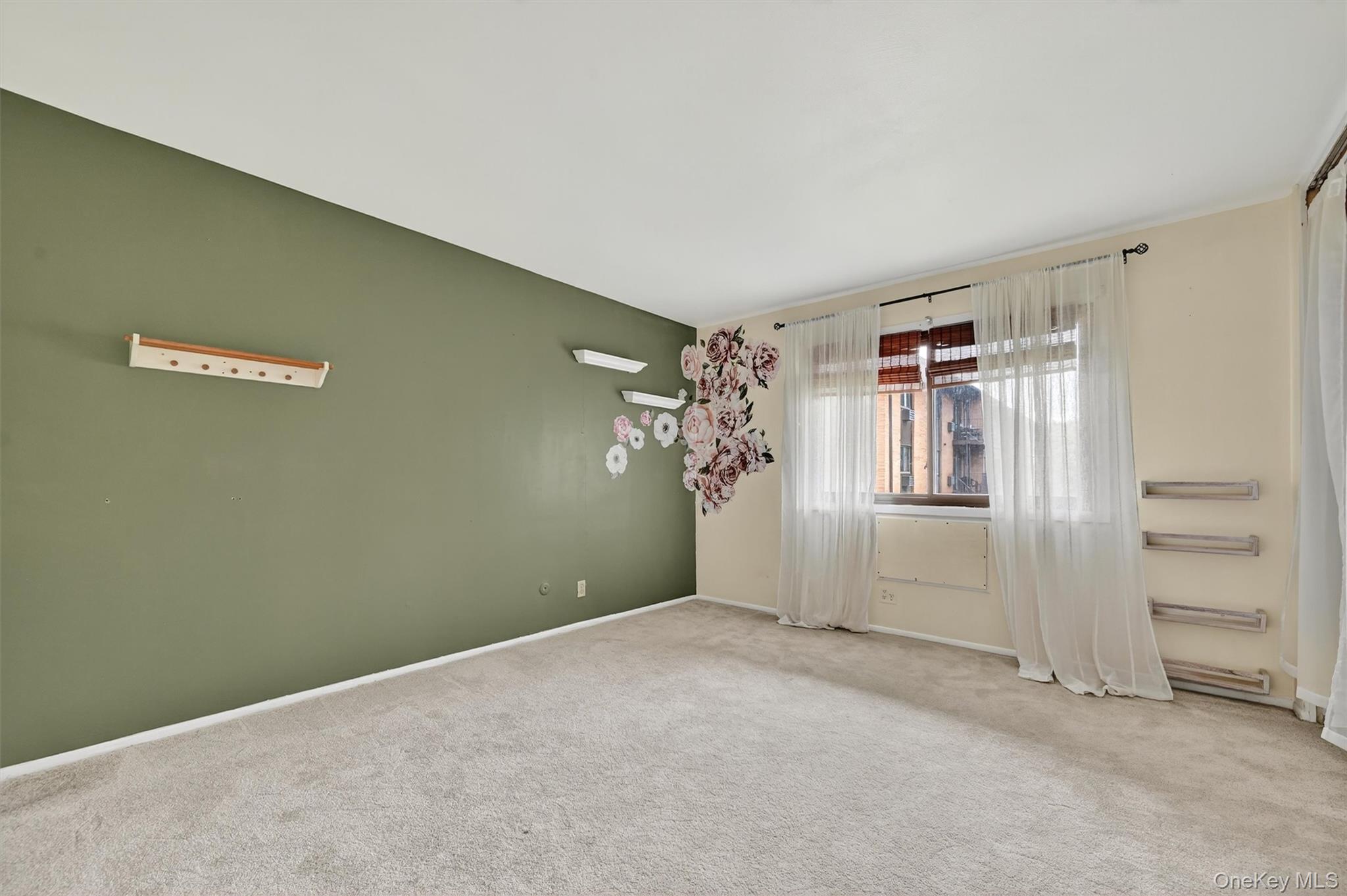 10 Oakwood Terrace 38 Out of NYC New Windsor, NY 12553