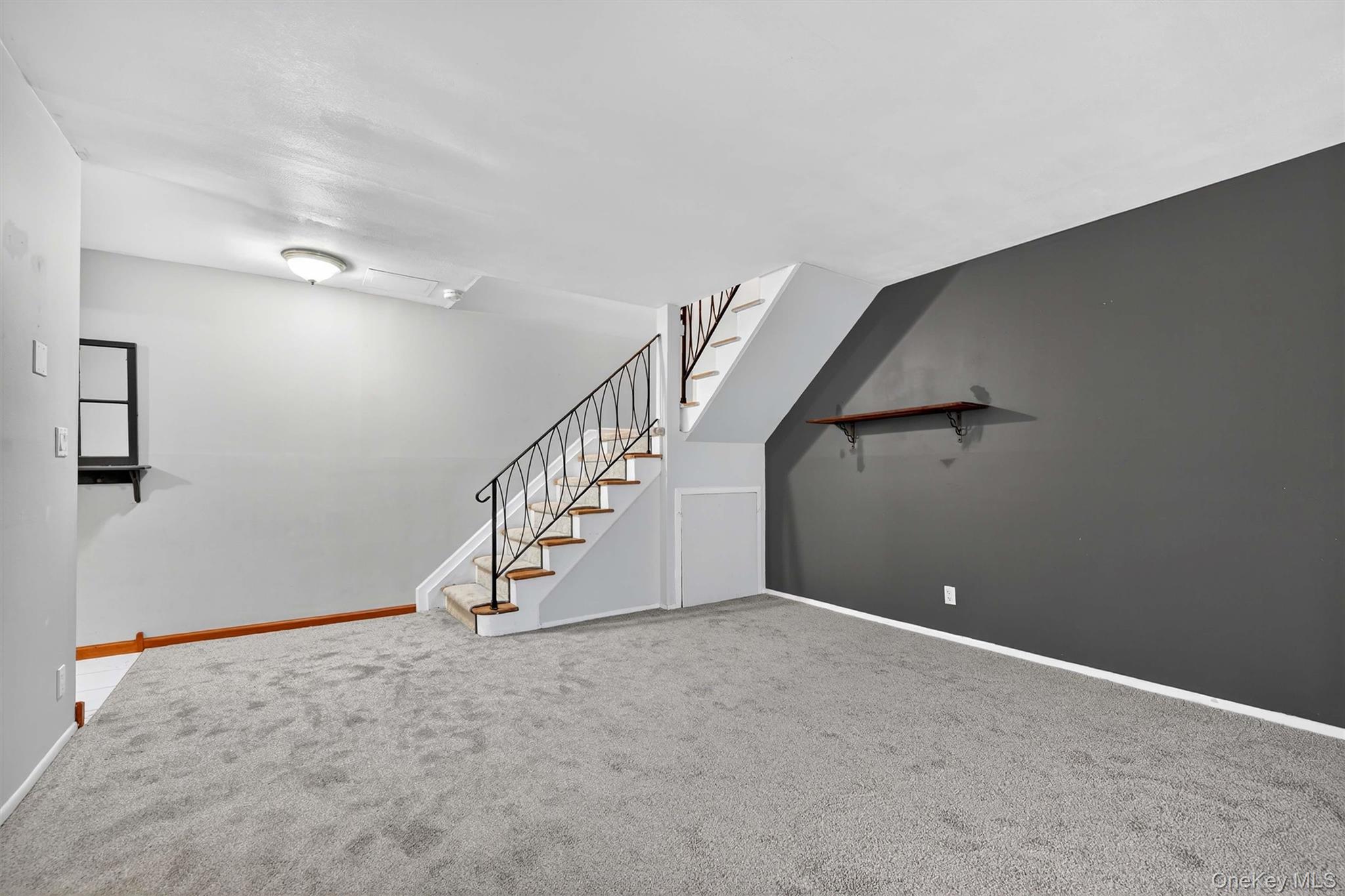 10 Oakwood Terrace 38 Out of NYC New Windsor, NY 12553