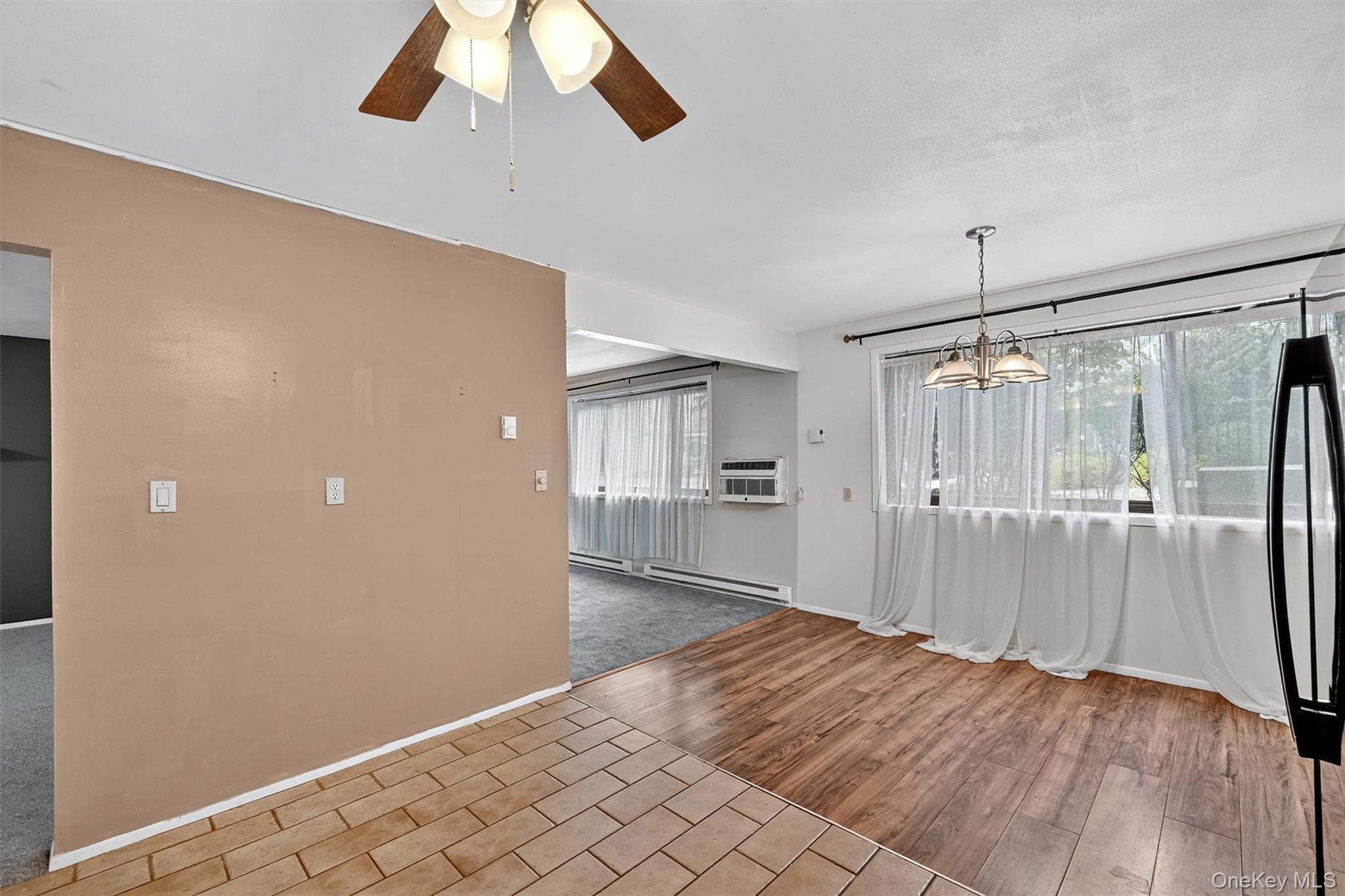 10 Oakwood Terrace 38 Out of NYC New Windsor, NY 12553