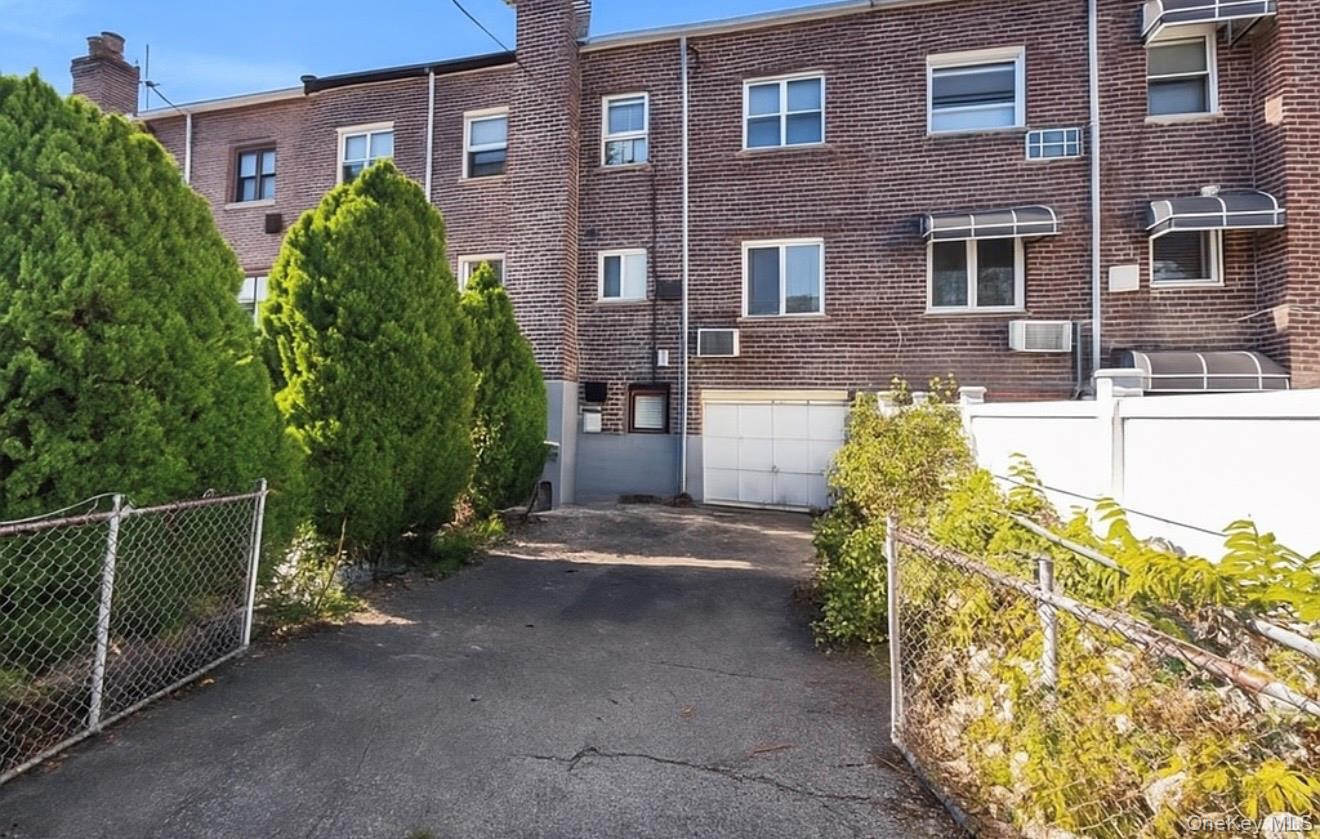 1721 East 54th Street Brooklyn, NY 11234