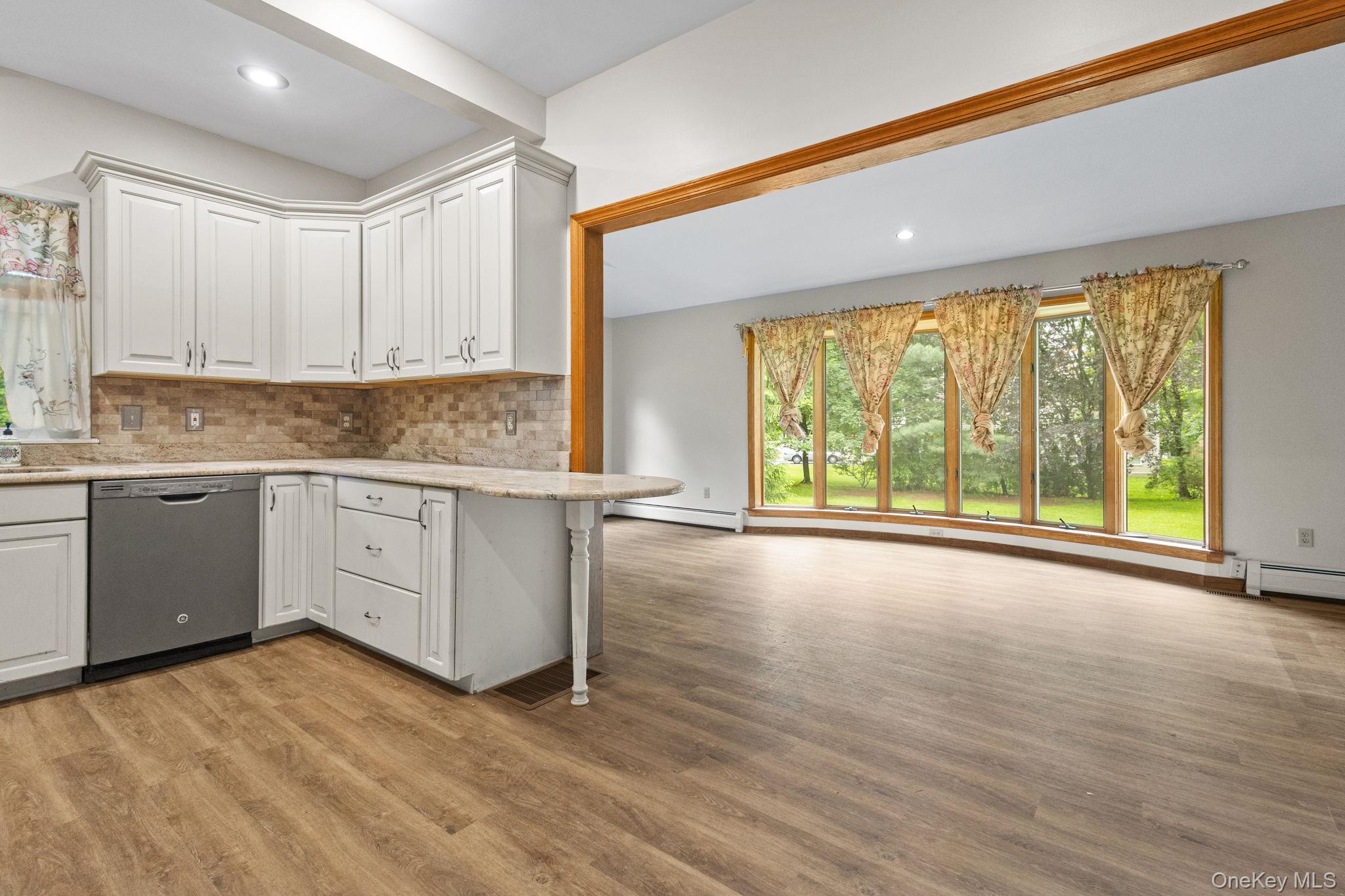 570 Western Highway Out of NYC Blauvelt, NY 10913