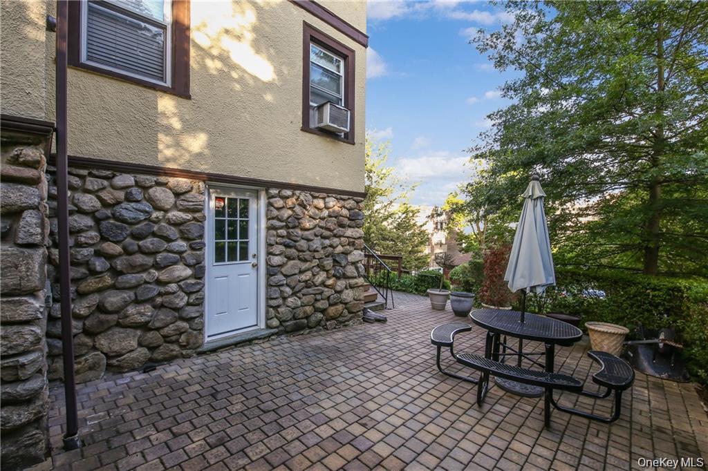 38 Park Avenue White Plains White Plains, NY 10603