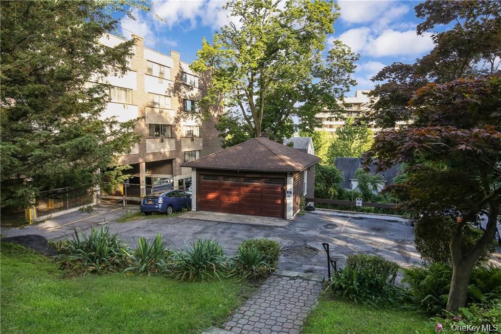 38 Park Avenue White Plains White Plains, NY 10603