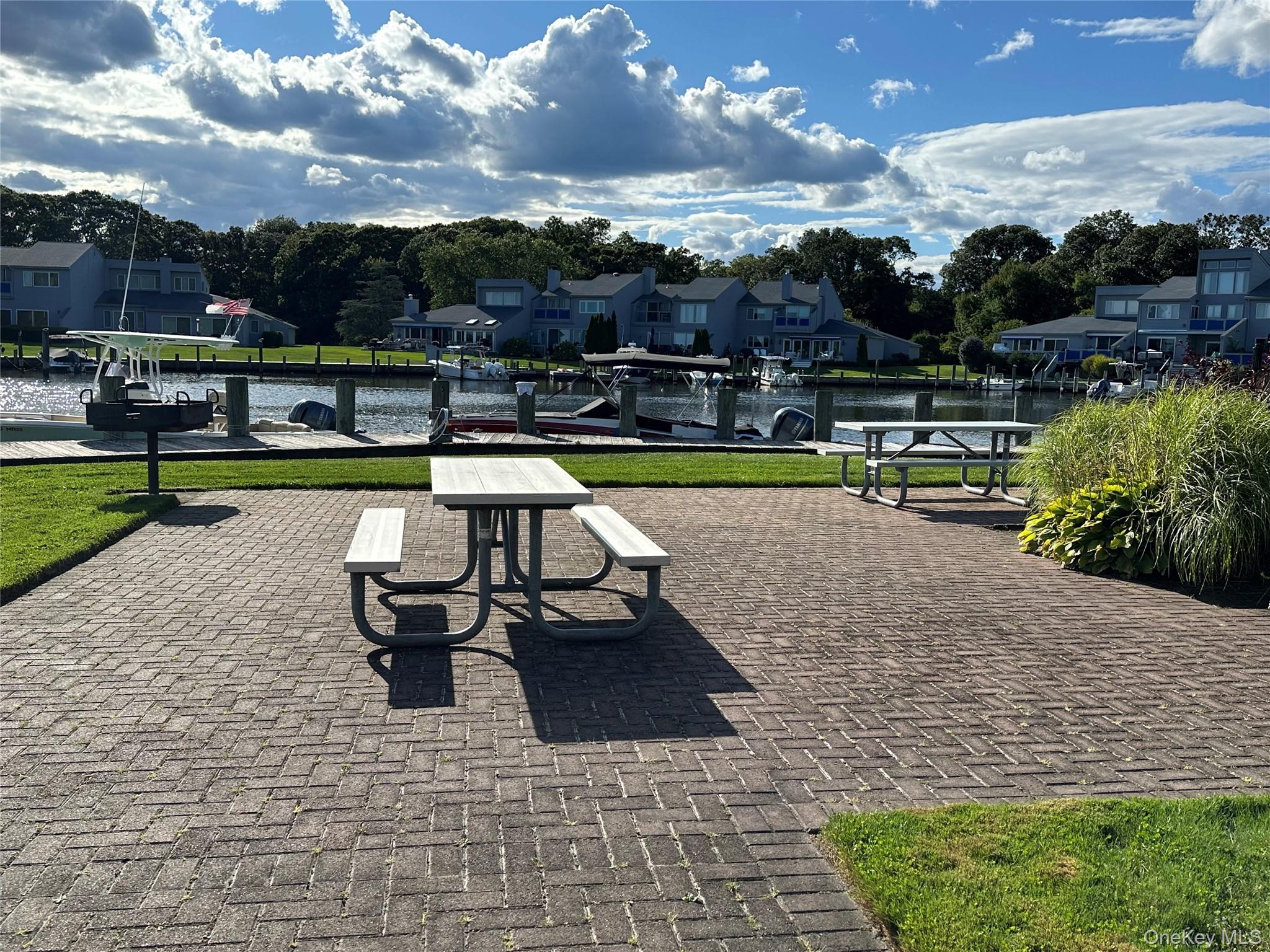 150 Fairharbor Drive 150 Patchogue Patchogue, NY 11772