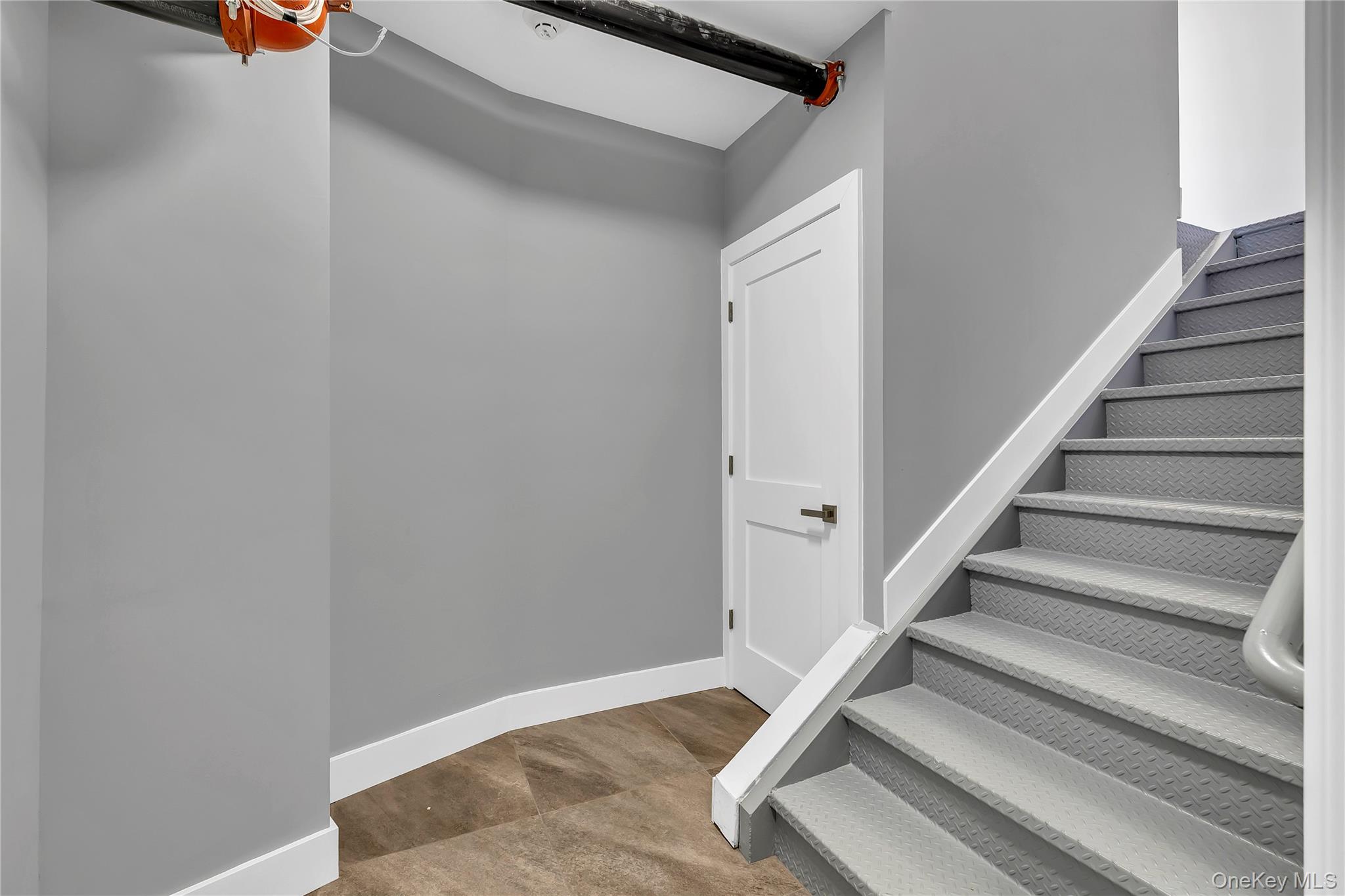 533 Greenwich Street Lower Level Hempstead Hempstead NY 11550